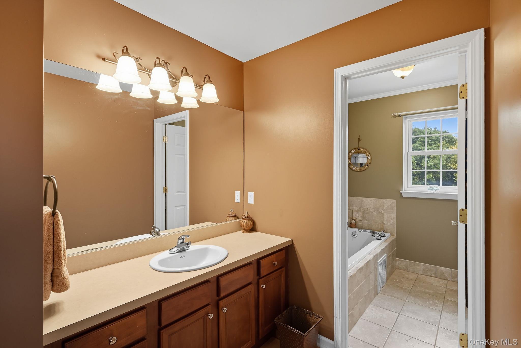 12 Jansen Court, Walden, NY 12586