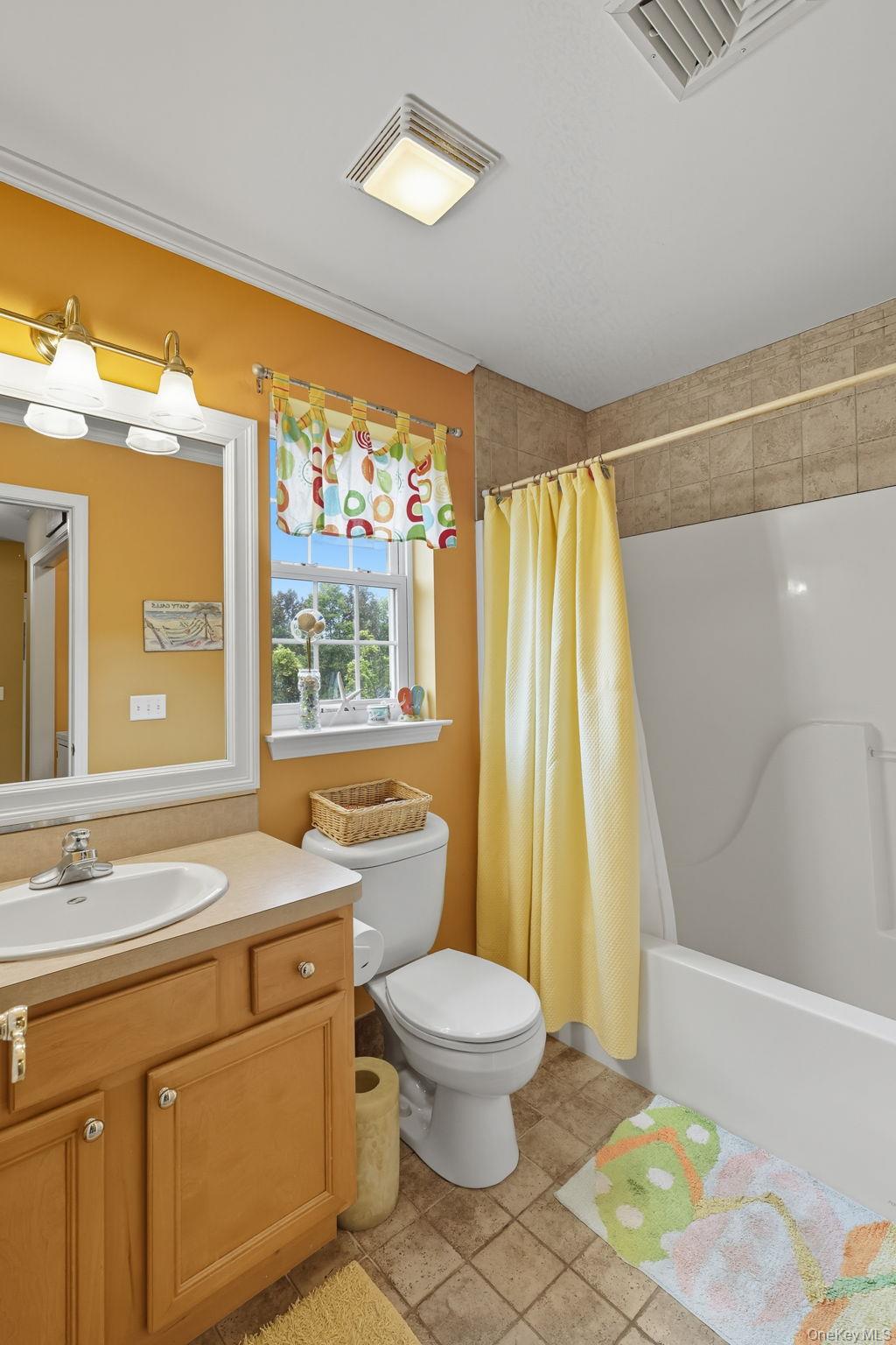 12 Jansen Court, Walden, NY 12586