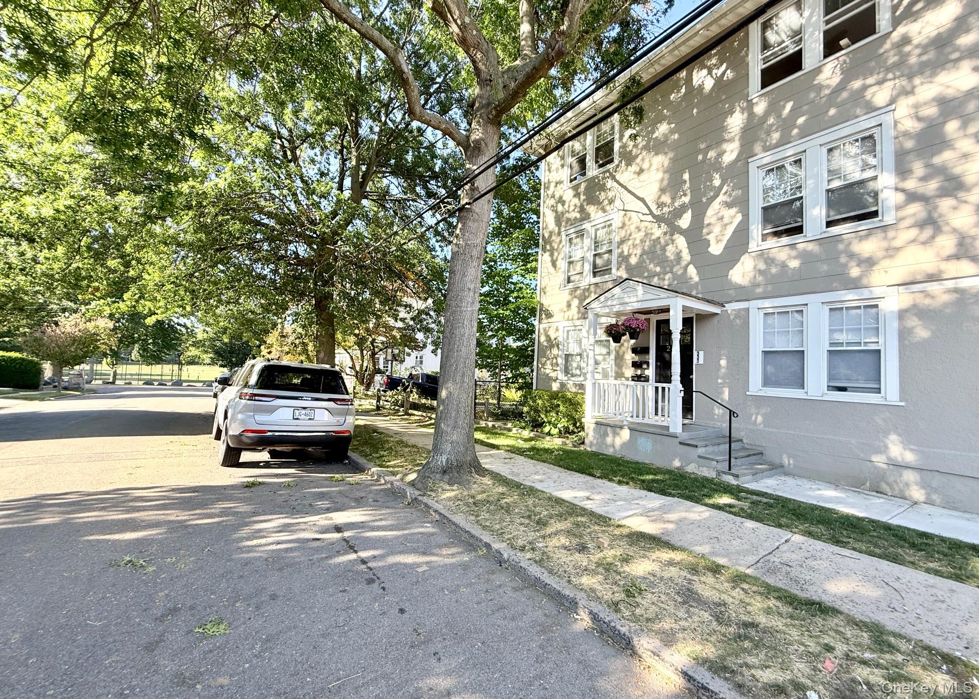 221 Jensen Avenue # 3, Mamaroneck, NY 10543