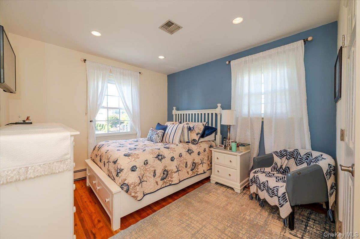 305 Riviera Drive S, Massapequa, NY 11758