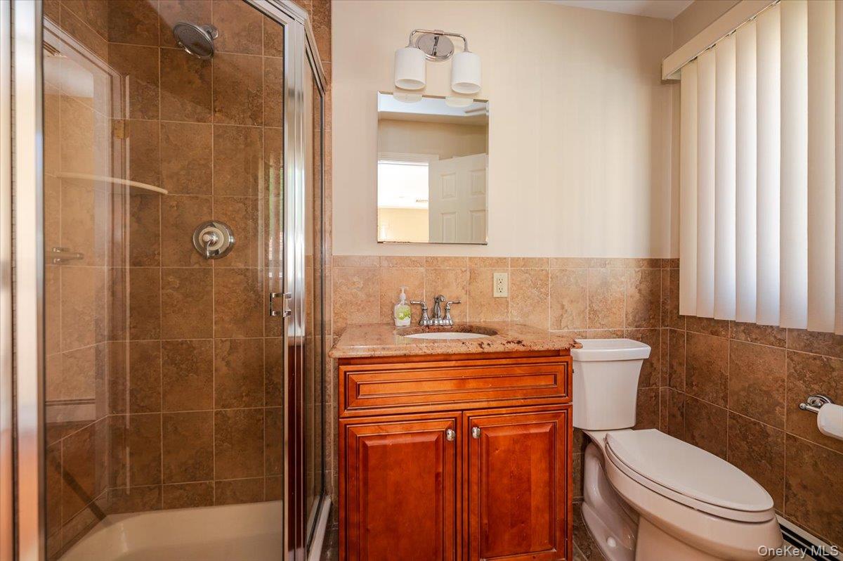 305 Riviera Drive S, Massapequa, NY 11758