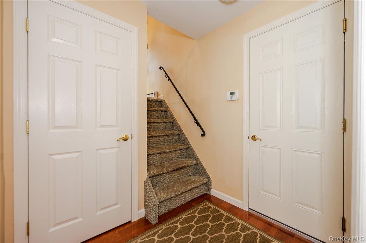 305 Riviera Drive S, Massapequa, NY 11758