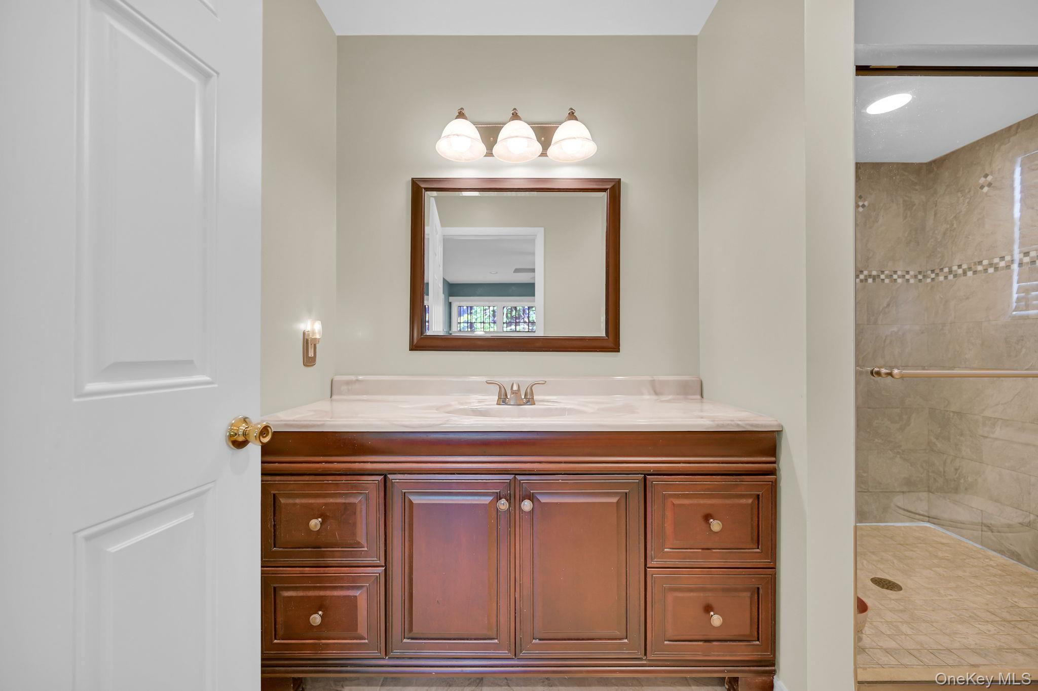 35 Chimney Ridge Drive, Nanuet, NY 10954