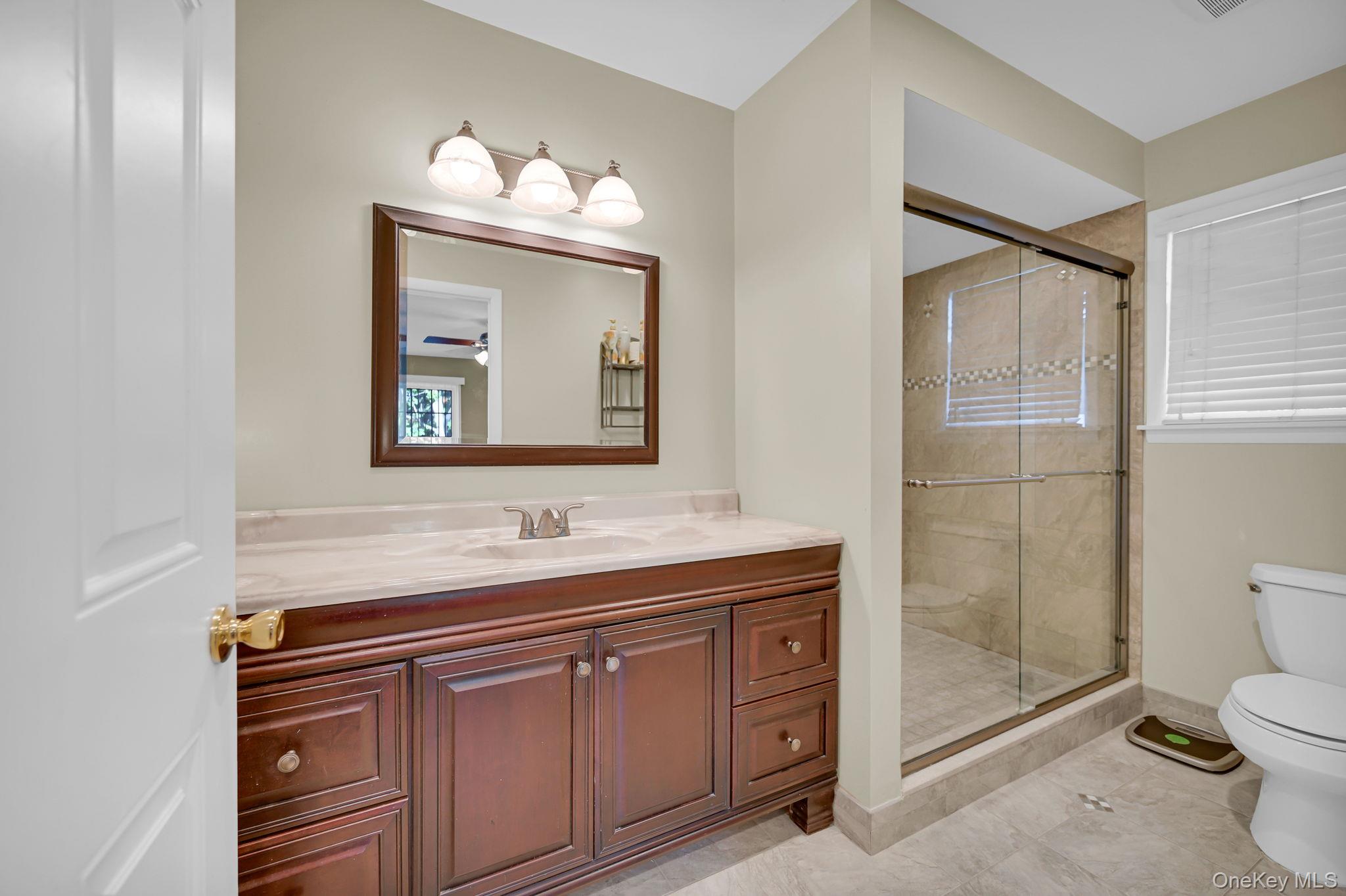 35 Chimney Ridge Drive, Nanuet, NY 10954