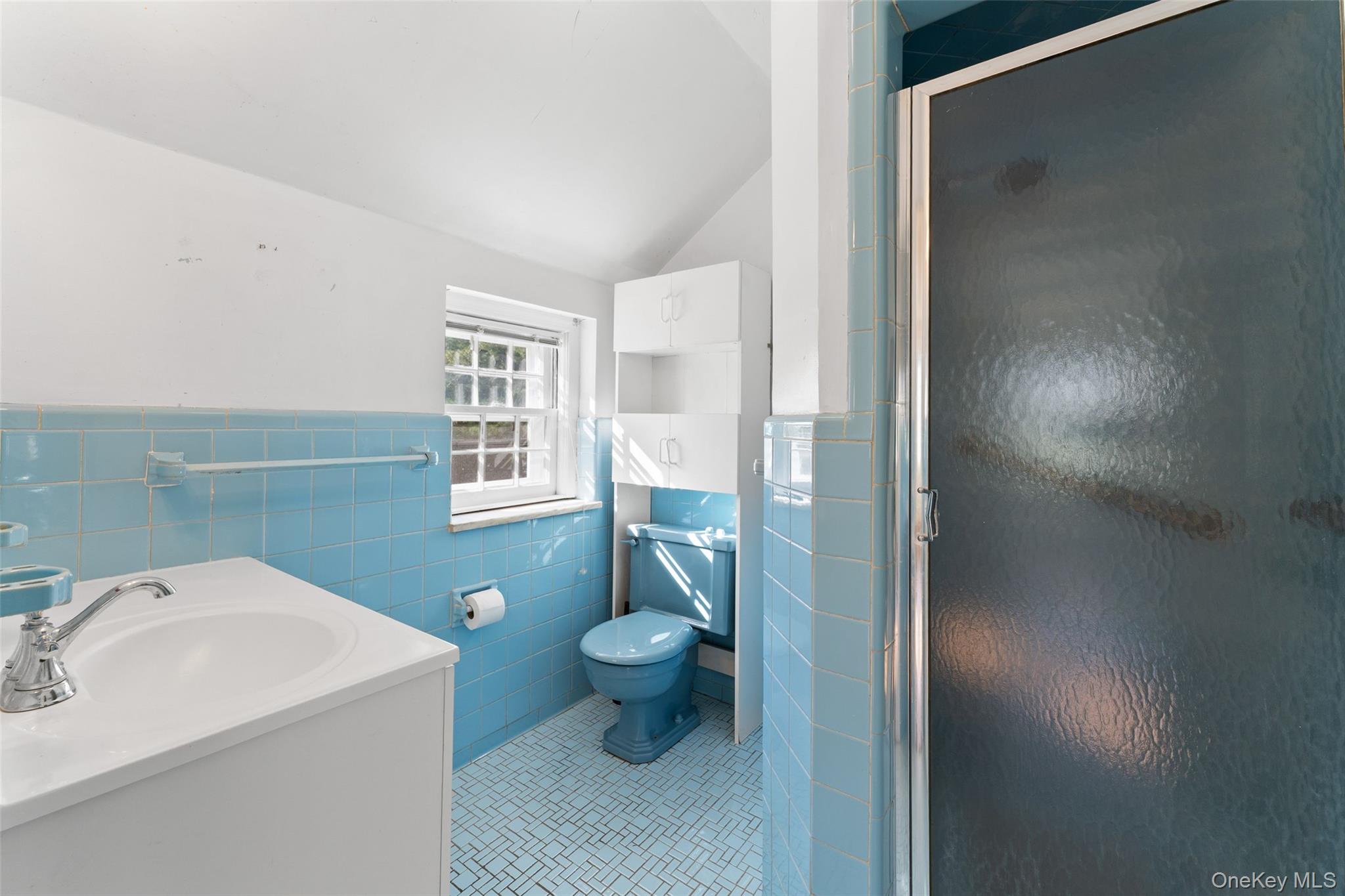 1 Windsor Lane, Scarsdale, NY 10583