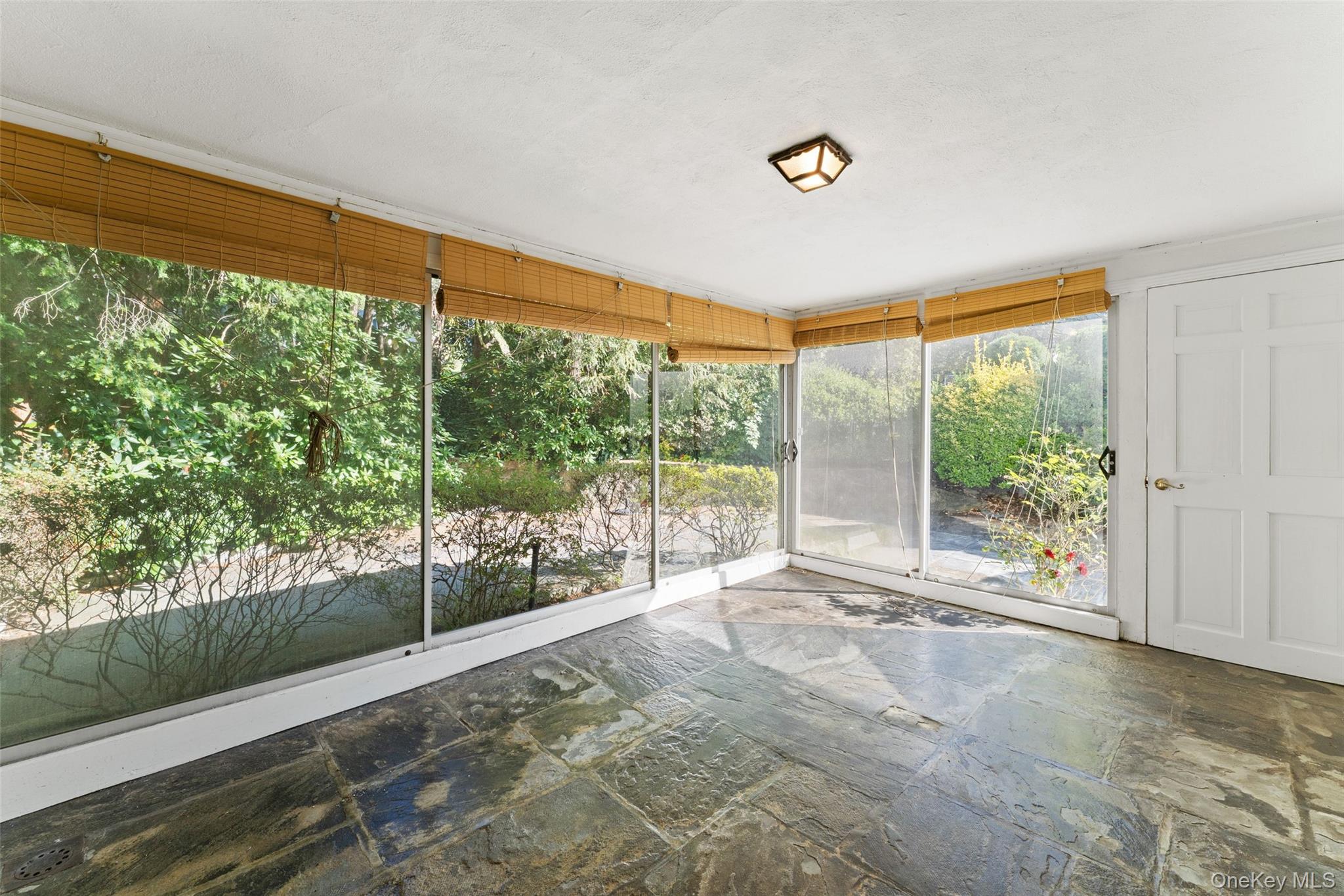 1 Windsor Lane, Scarsdale, NY 10583