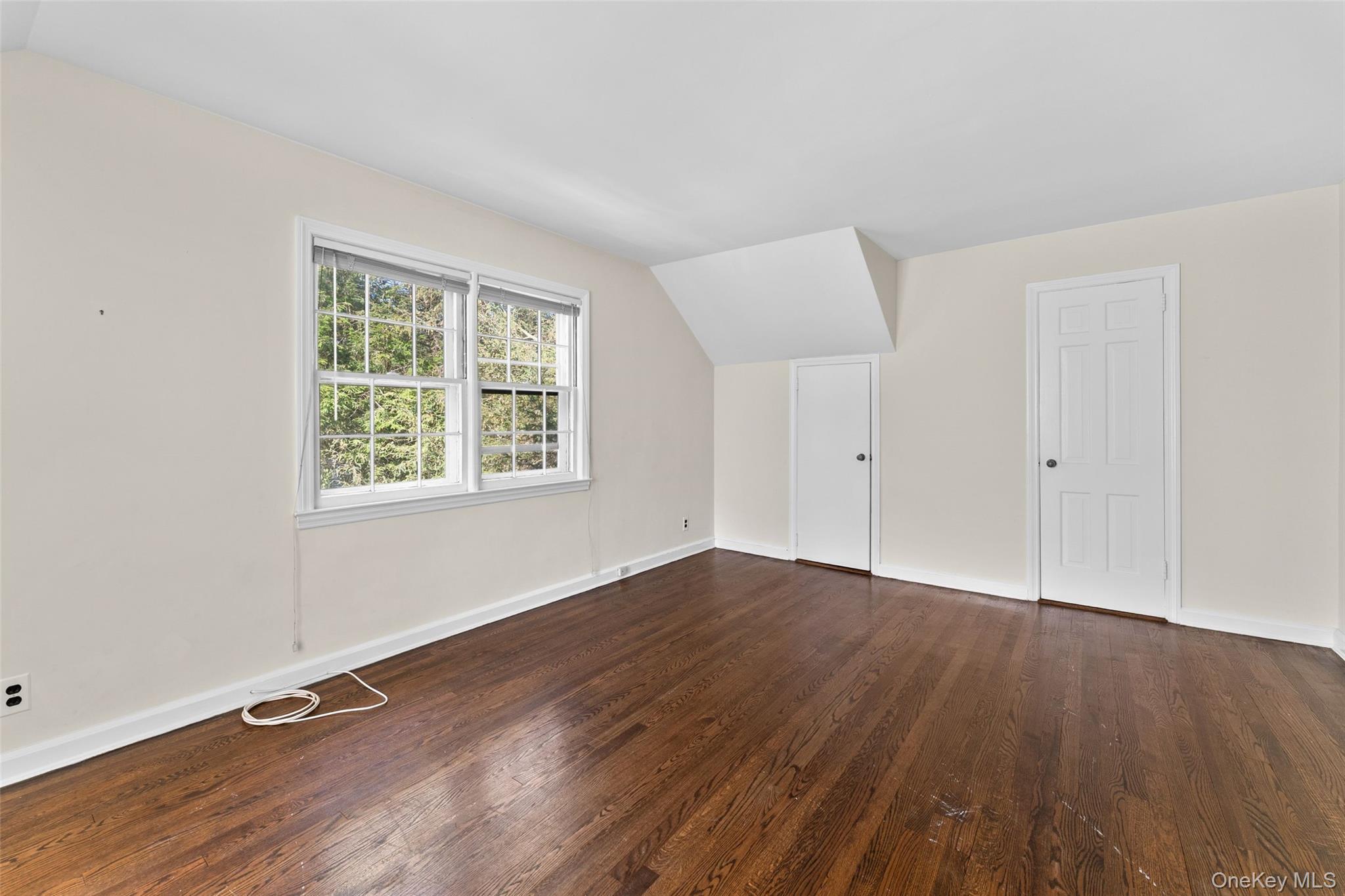 1 Windsor Lane, Scarsdale, NY 10583