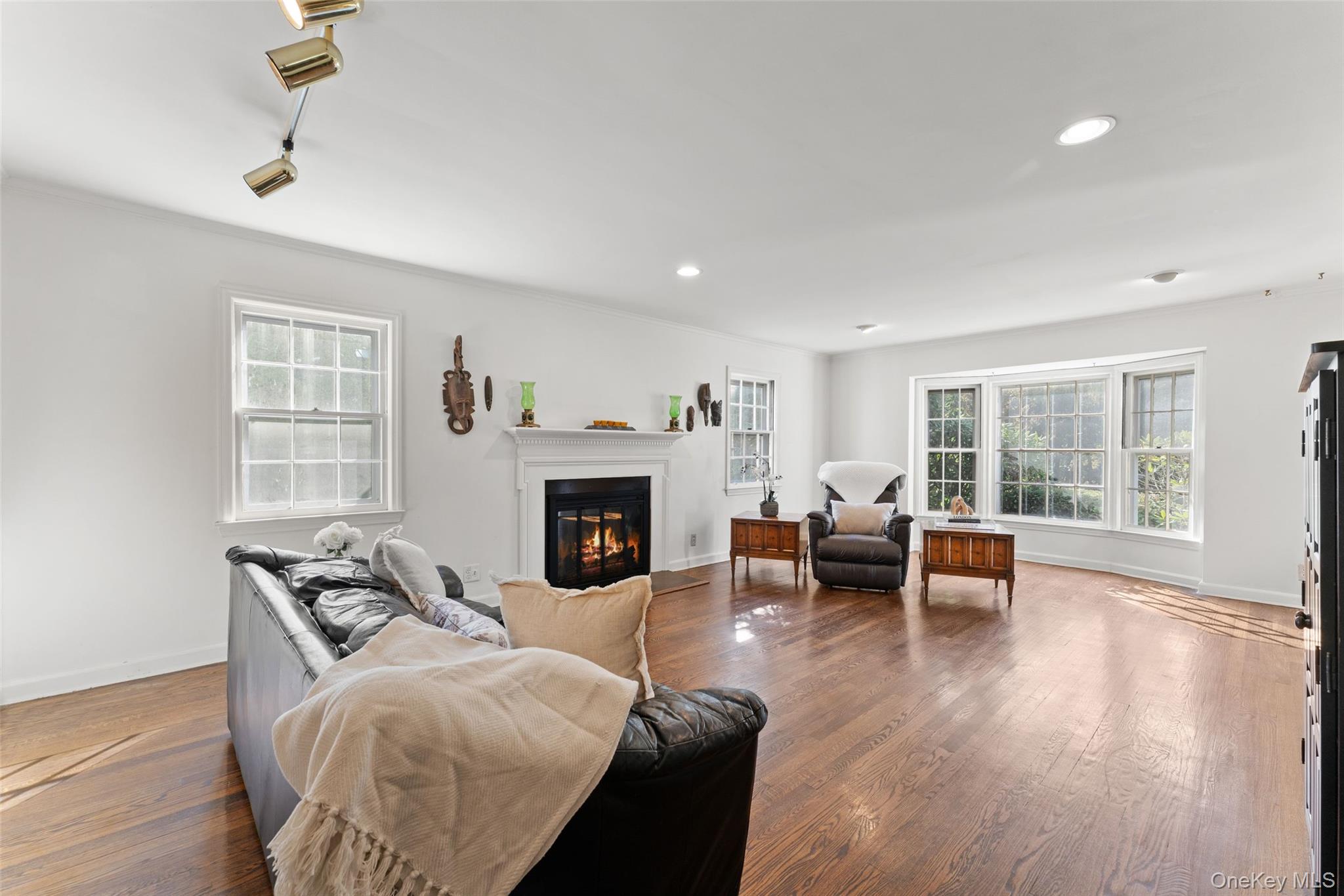 1 Windsor Lane, Scarsdale, NY 10583