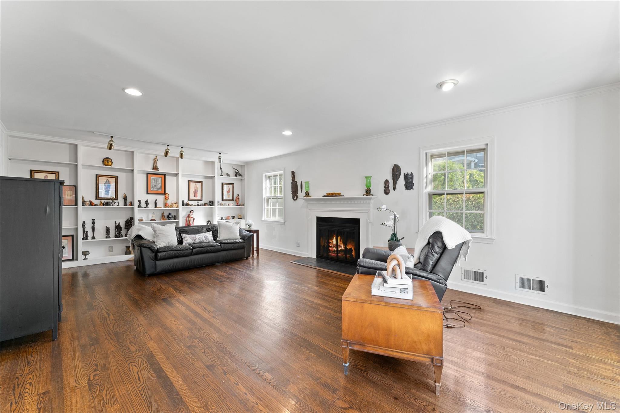 1 Windsor Lane, Scarsdale, NY 10583