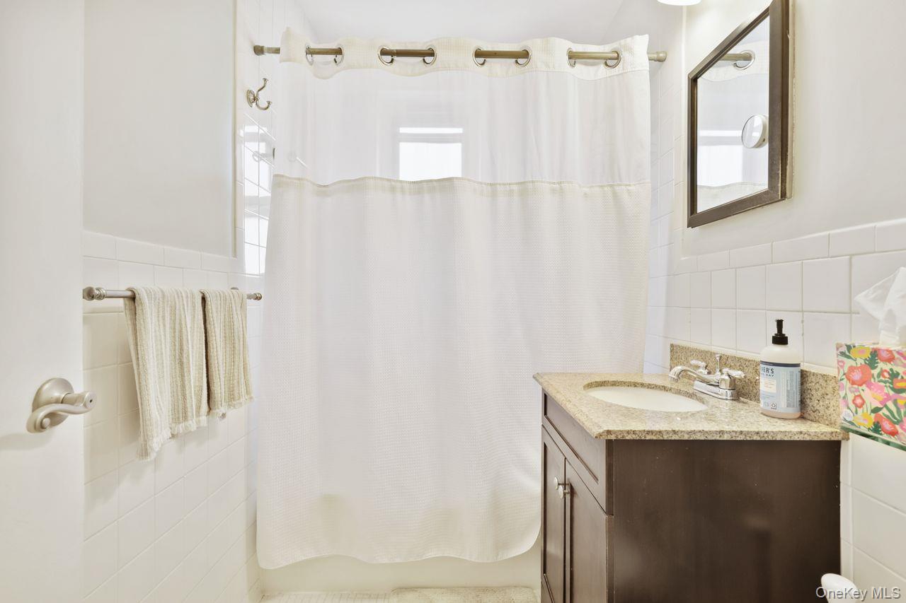 16 Lake Street # 5H, White Plains, NY 10603