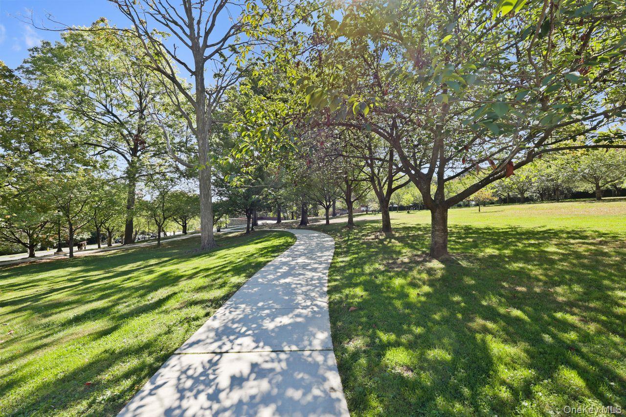 16 Lake Street # 5H, White Plains, NY 10603