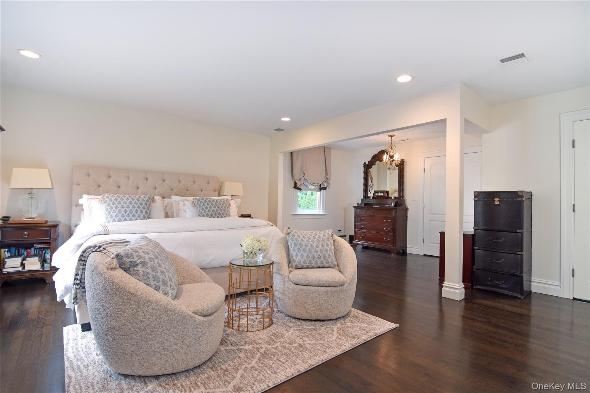 9 White Plains Road, Bronxville, NY 10708