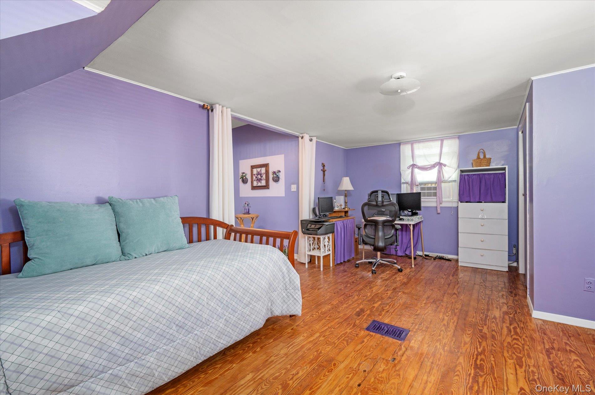 3842 Whitman Street, Levittown, NY 11756