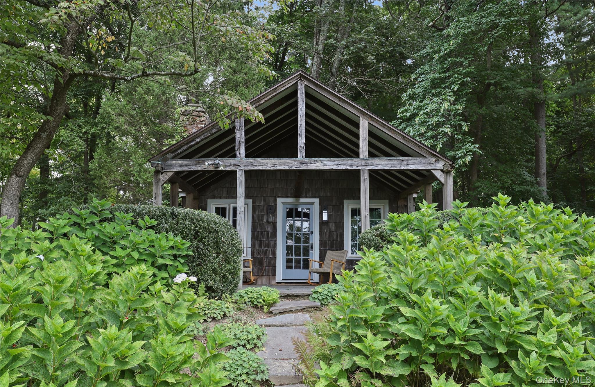 21 Katonah's Wood Road, Katonah, NY 10536