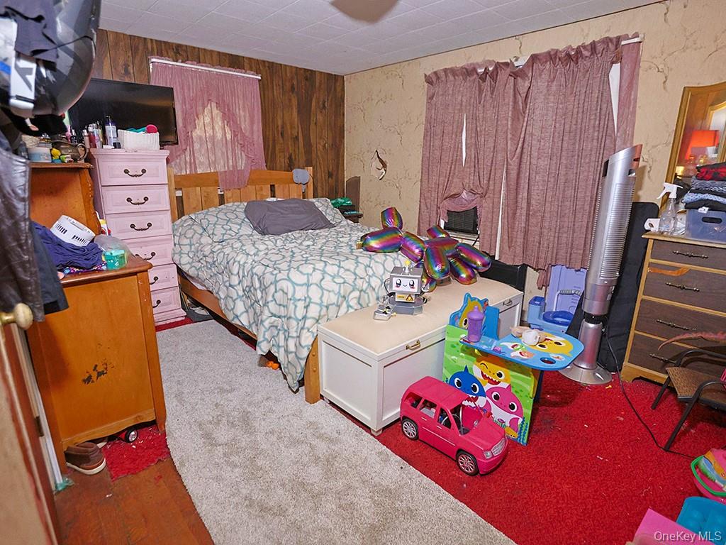 751 State Route 52, Walden, NY 12586