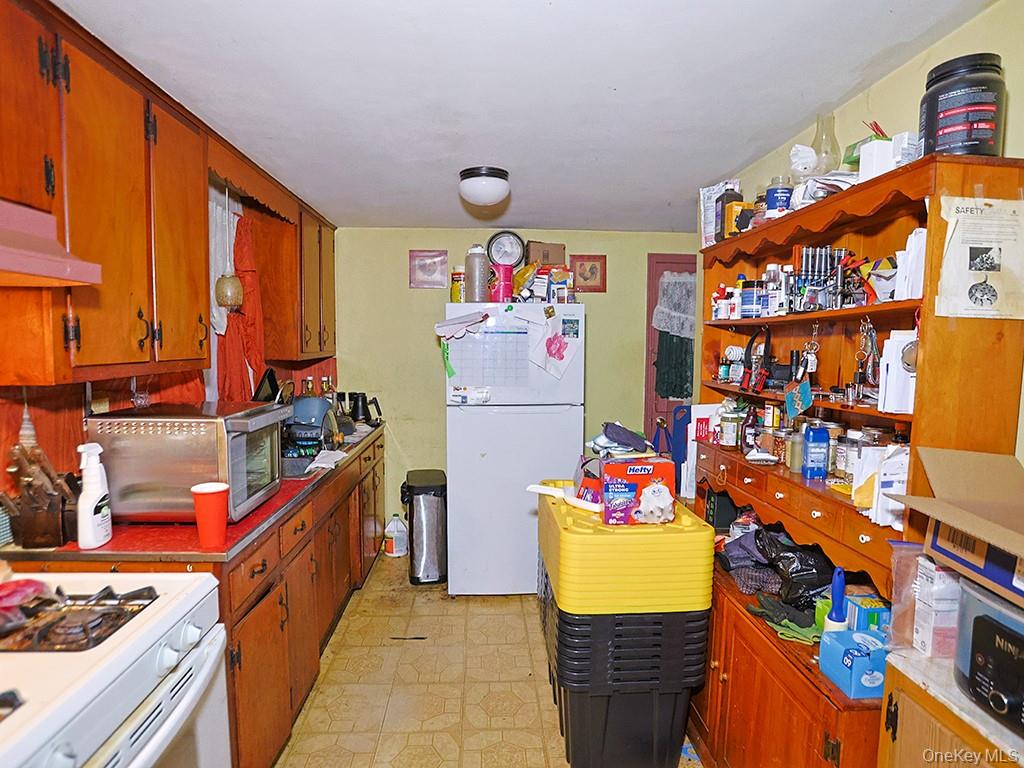 751 State Route 52, Walden, NY 12586