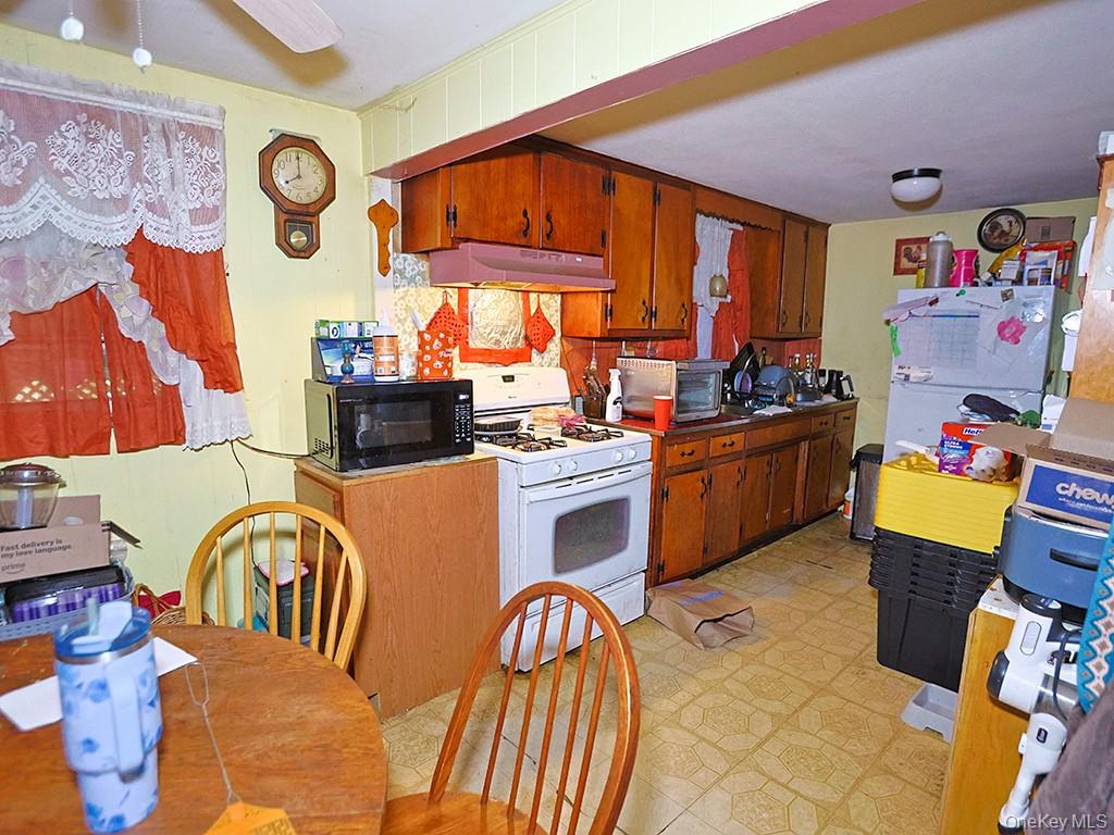 751 State Route 52, Walden, NY 12586