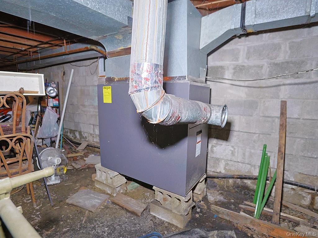 751 State Route 52, Walden, NY 12586