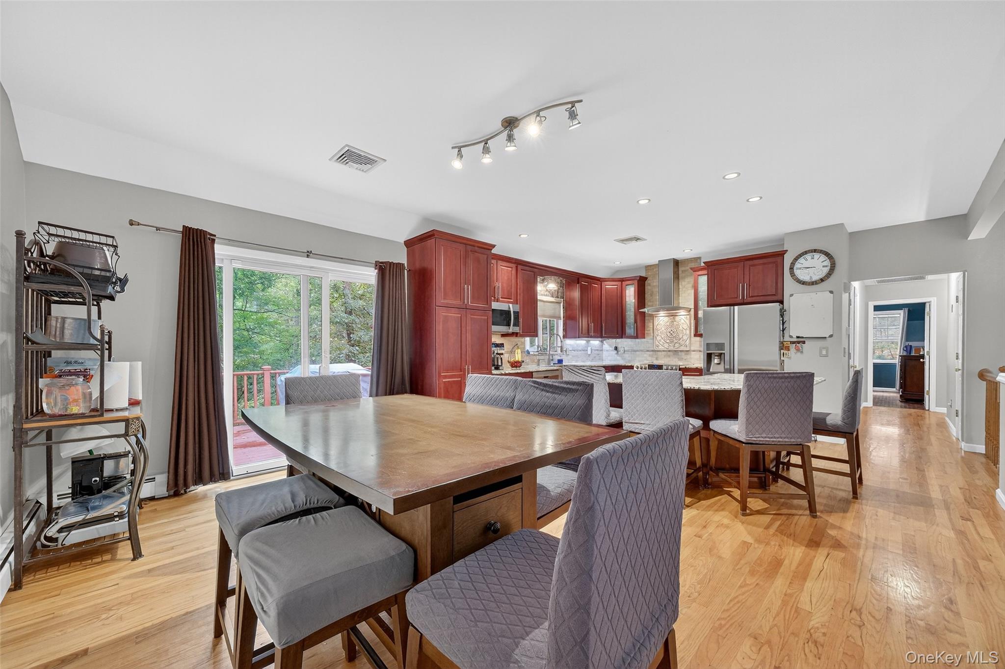 264 Lauer Road, Poughkeepsie, NY 12603