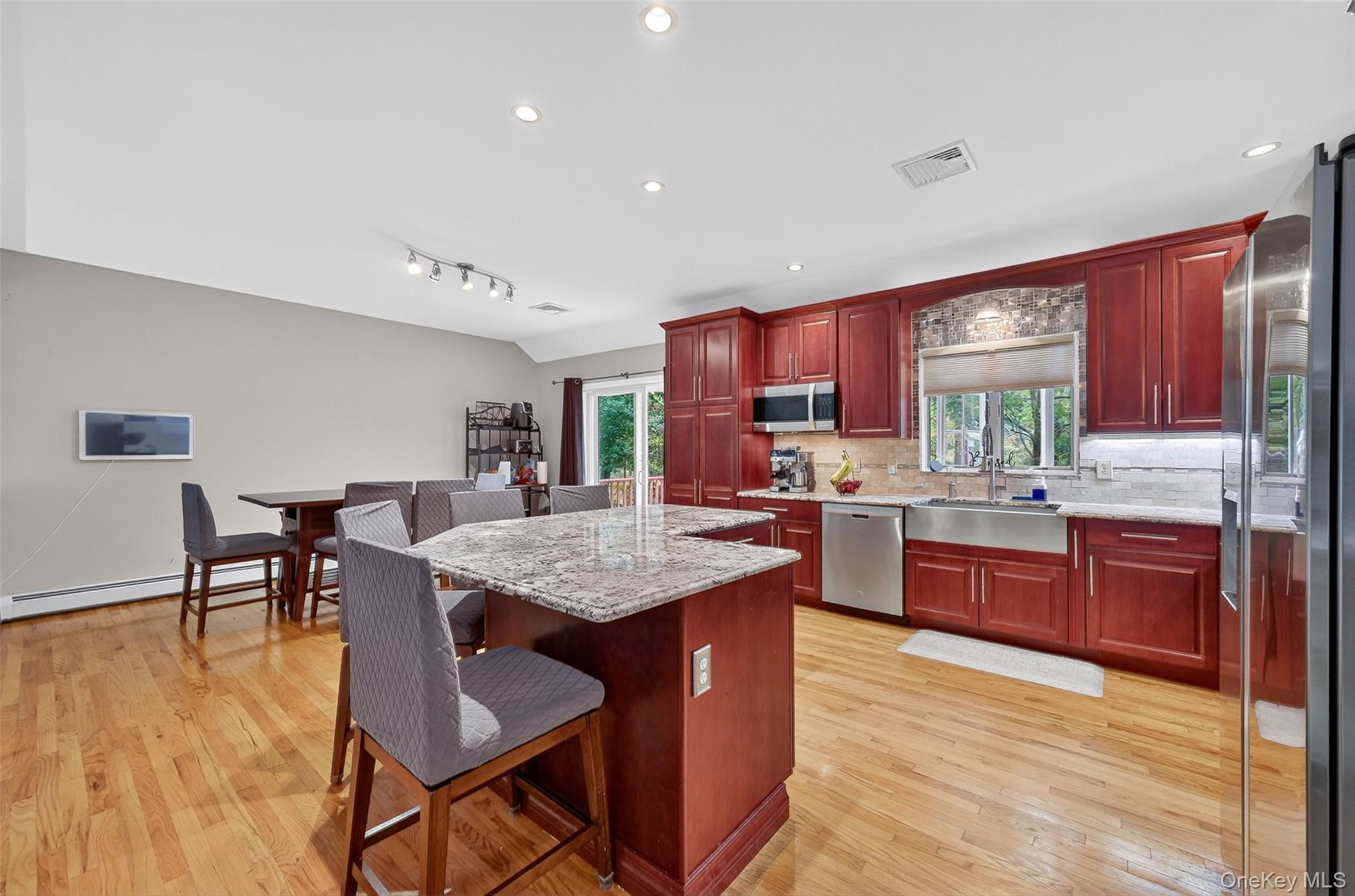 264 Lauer Road, Poughkeepsie, NY 12603