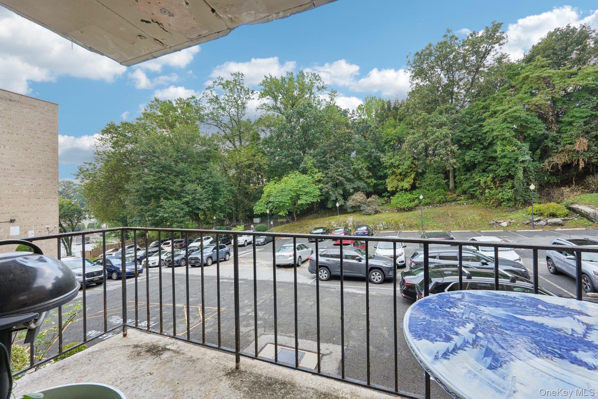 2035 Central Park Avenue # 1K, Yonkers, NY 10710