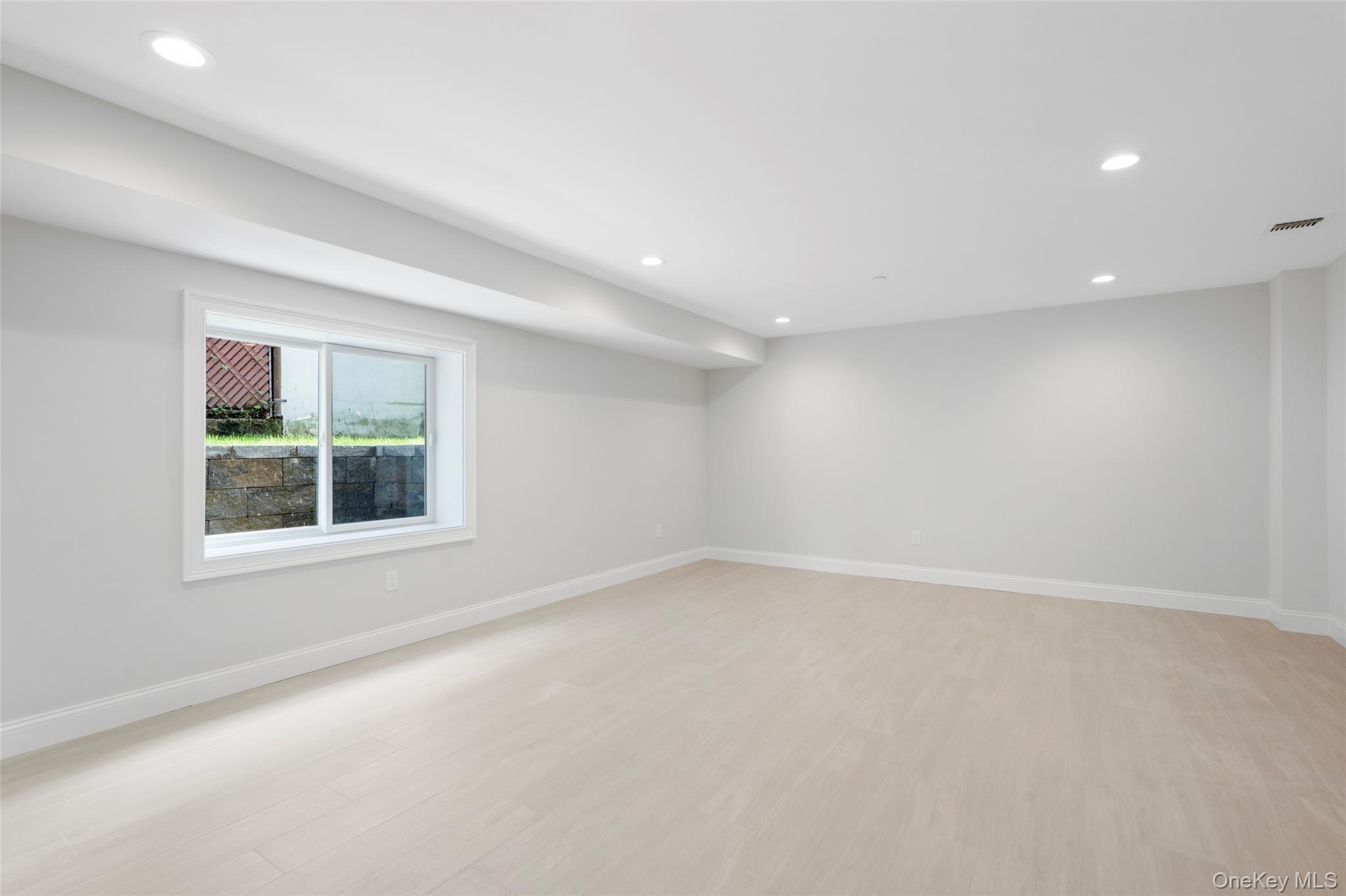 196 Gainsborg Avenue, West Harrison, NY 10604