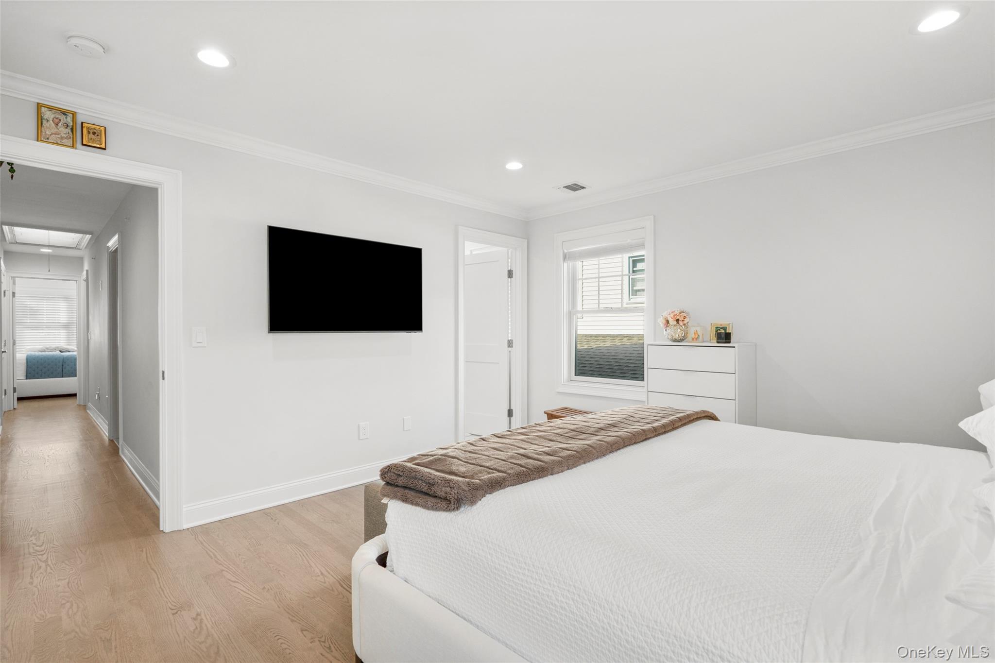 196 Gainsborg Avenue, West Harrison, NY 10604