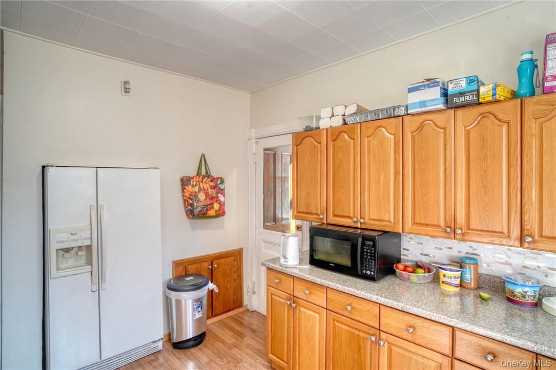 32 Balding Avenue, Poughkeepsie, NY 12601