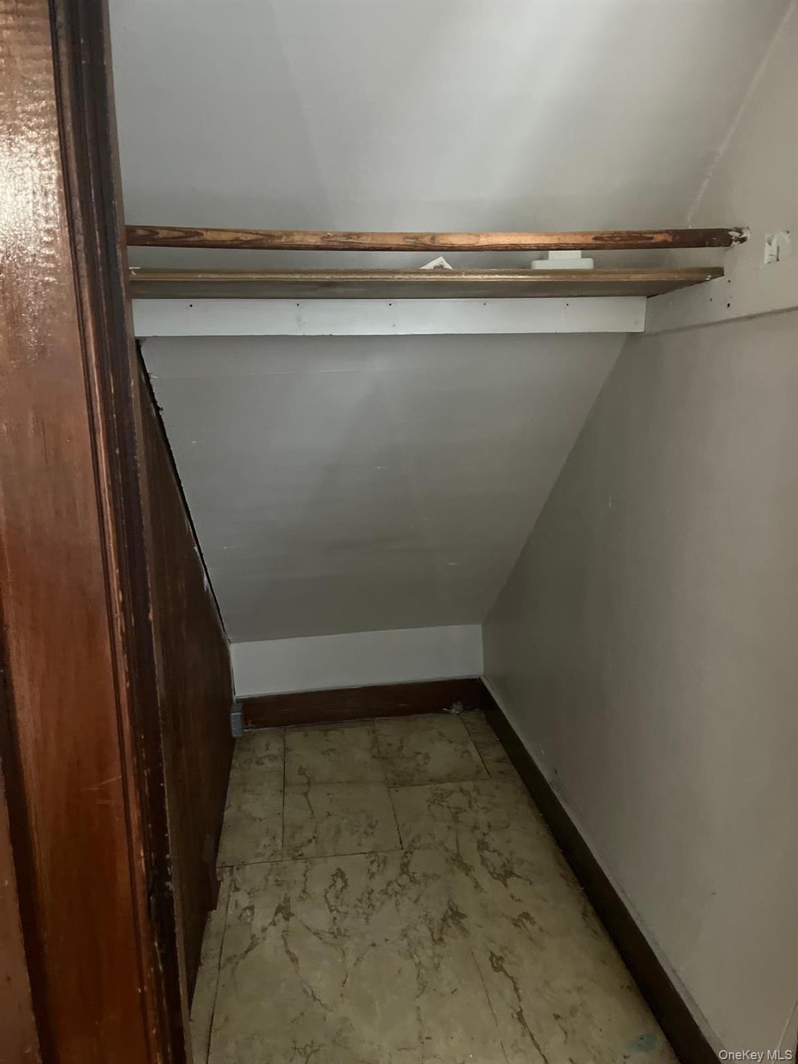 32 Balding Avenue, Poughkeepsie, NY 12601