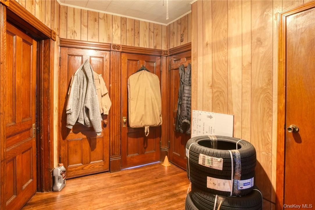 32 Balding Avenue, Poughkeepsie, NY 12601