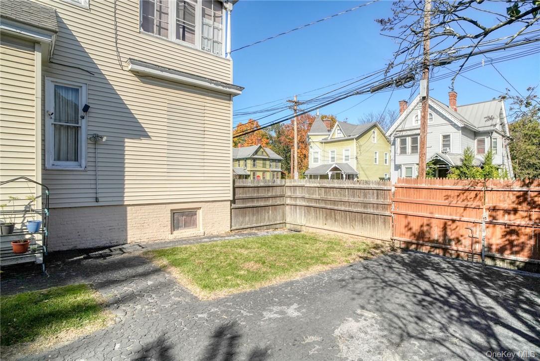 32 Balding Avenue, Poughkeepsie, NY 12601