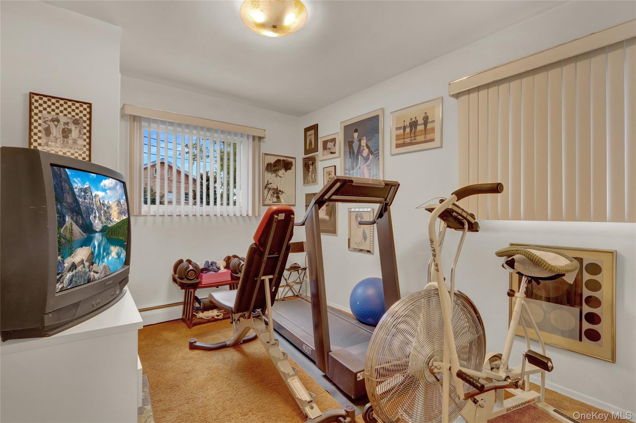 1952 Julian Lane, Merrick, NY 11566