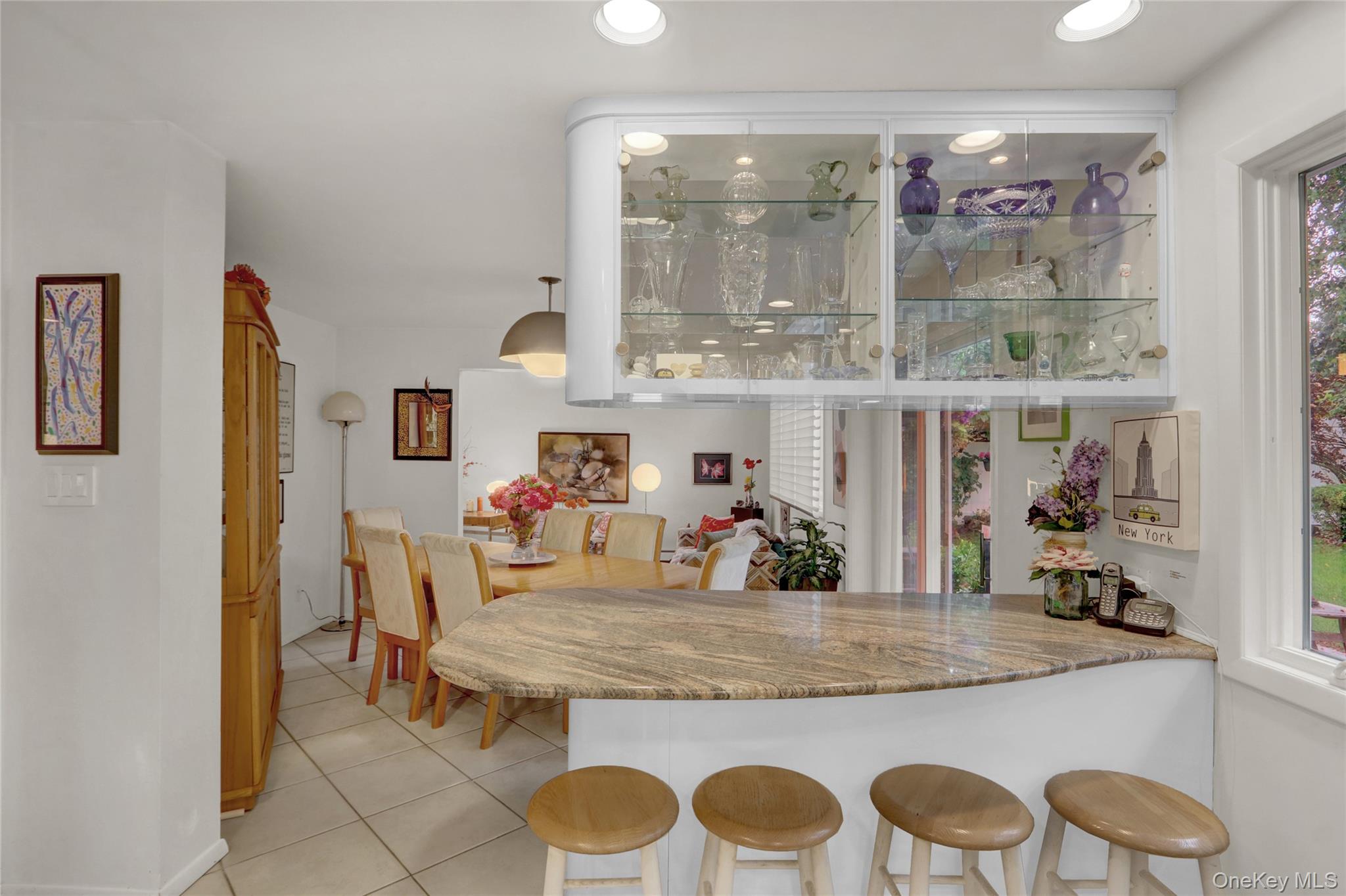 1952 Julian Lane, Merrick, NY 11566