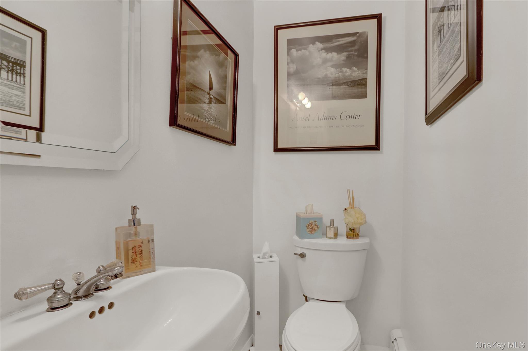 1952 Julian Lane, Merrick, NY 11566