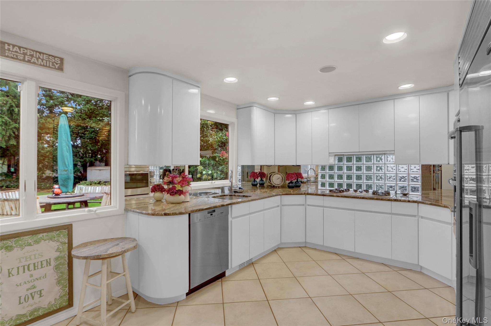 1952 Julian Lane, Merrick, NY 11566