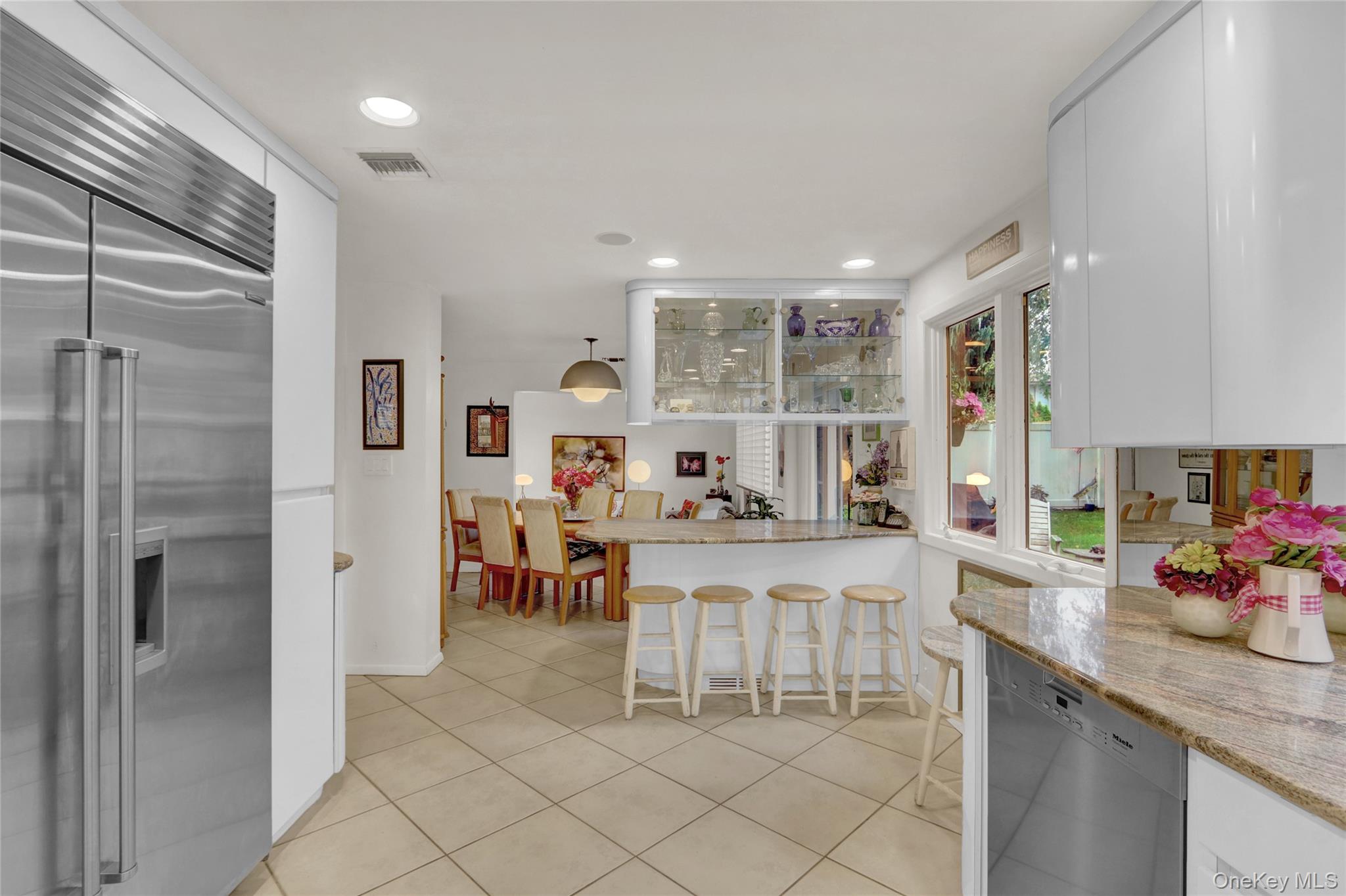 1952 Julian Lane, Merrick, NY 11566