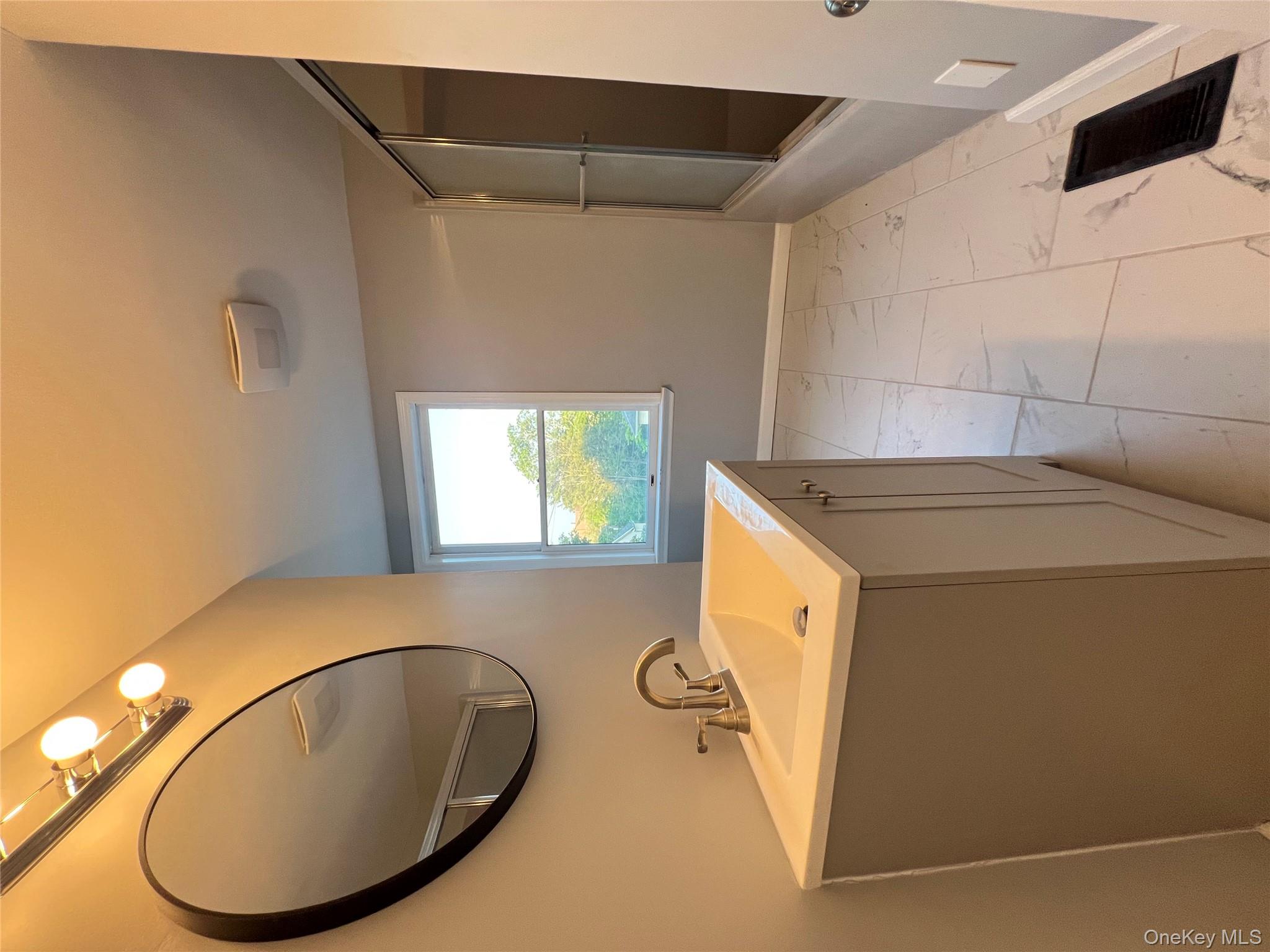 53 Richmond Place, Middletown, NY 10940