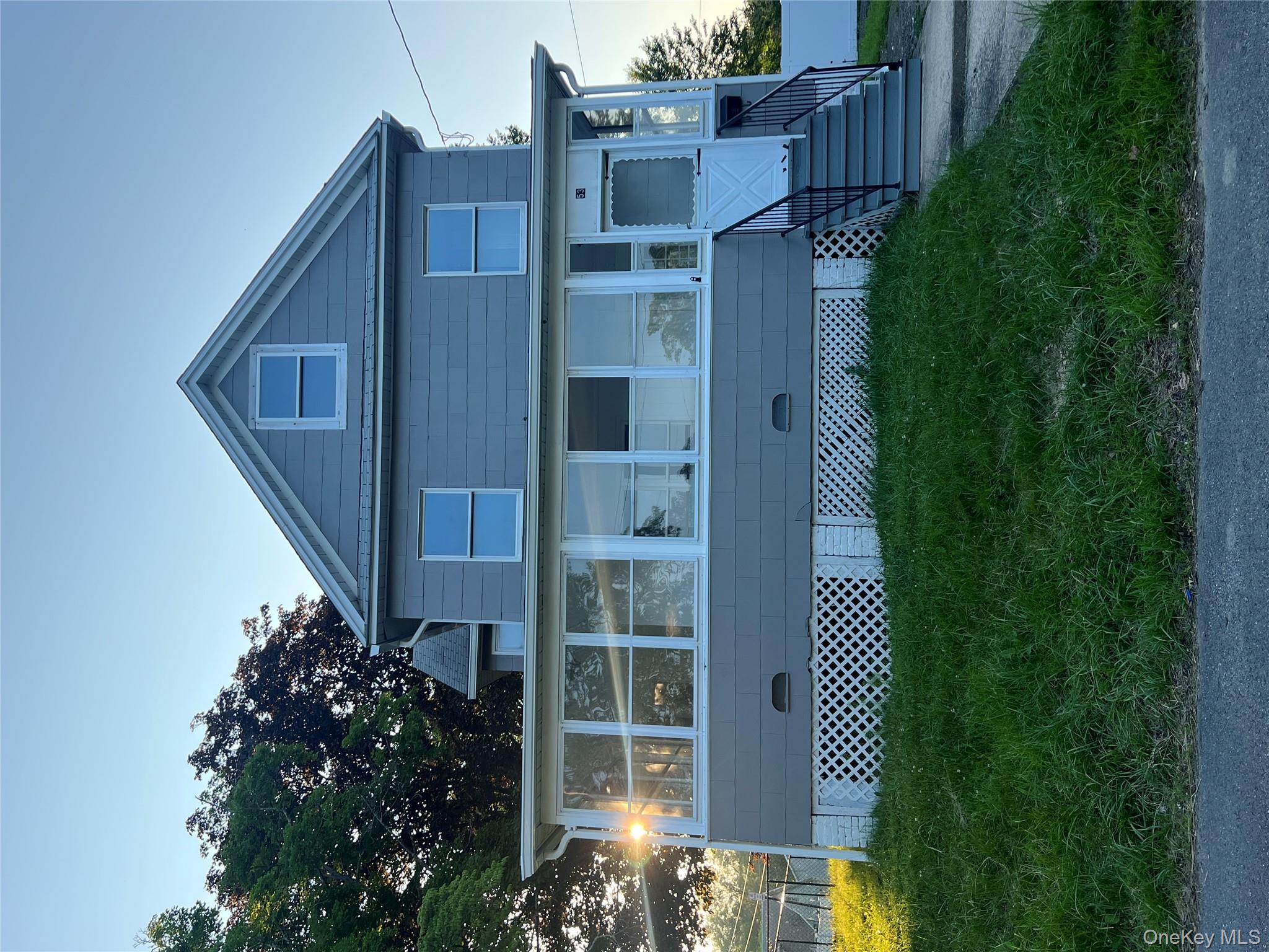 53 Richmond Place, Middletown, NY 10940