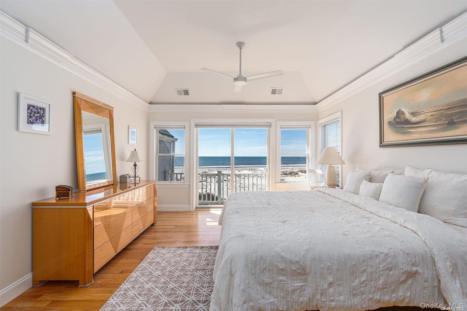 953B Dune Road, Westhampton Beach, NY 11978