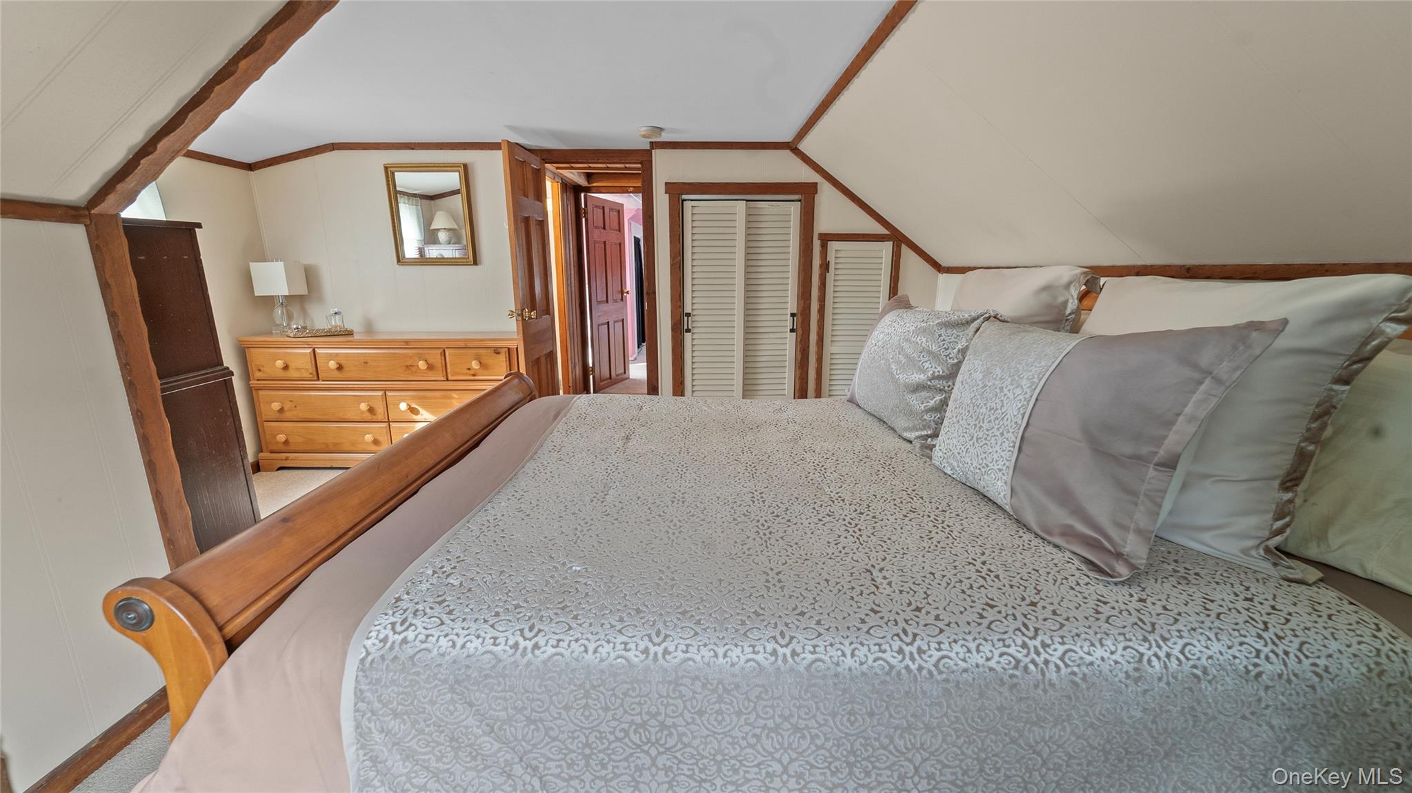 3755 Valleyview Street, Mohegan Lake, NY 10547