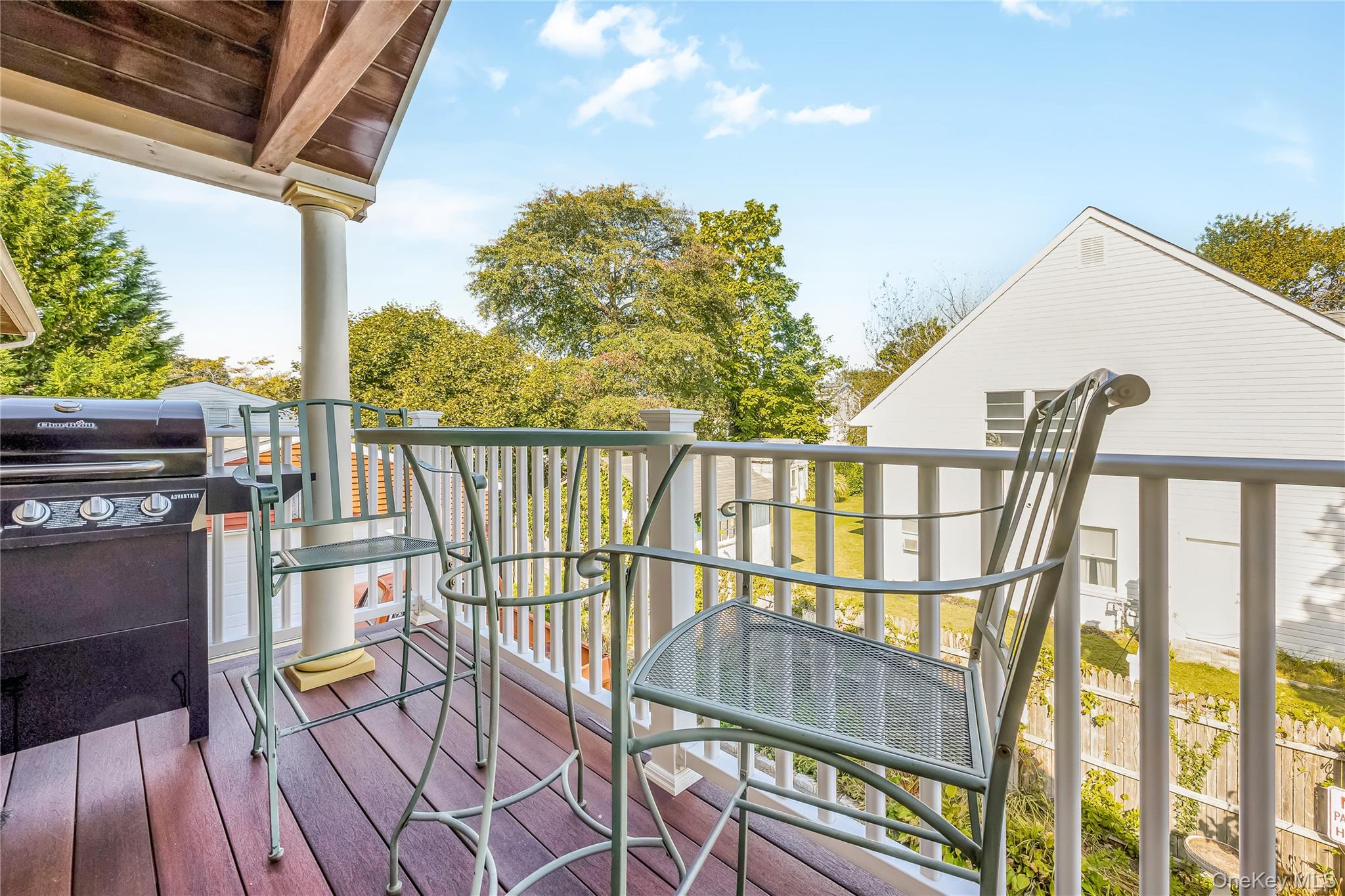 769 S Hickory Street, Lindenhurst, NY 11757