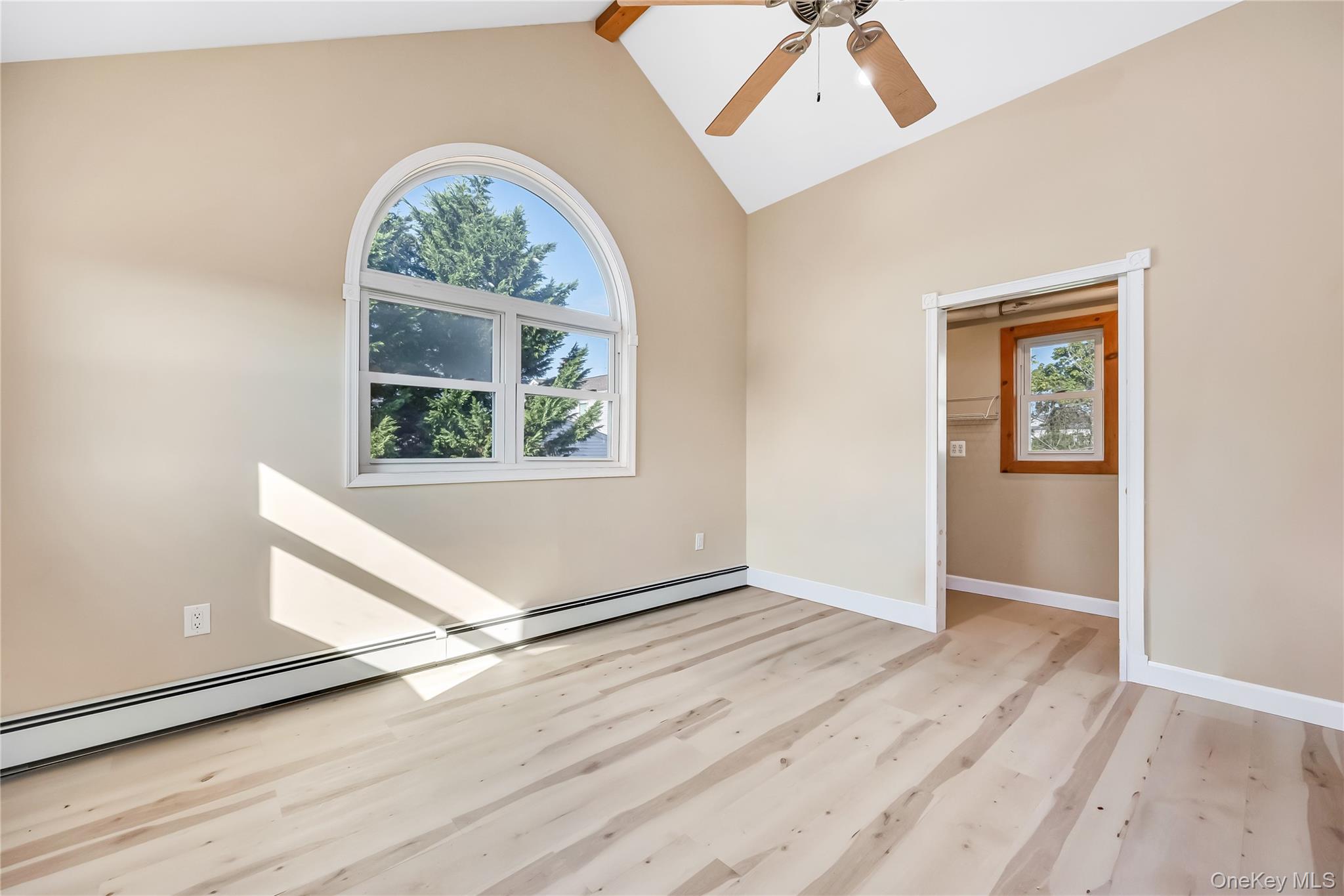 769 S Hickory Street, Lindenhurst, NY 11757