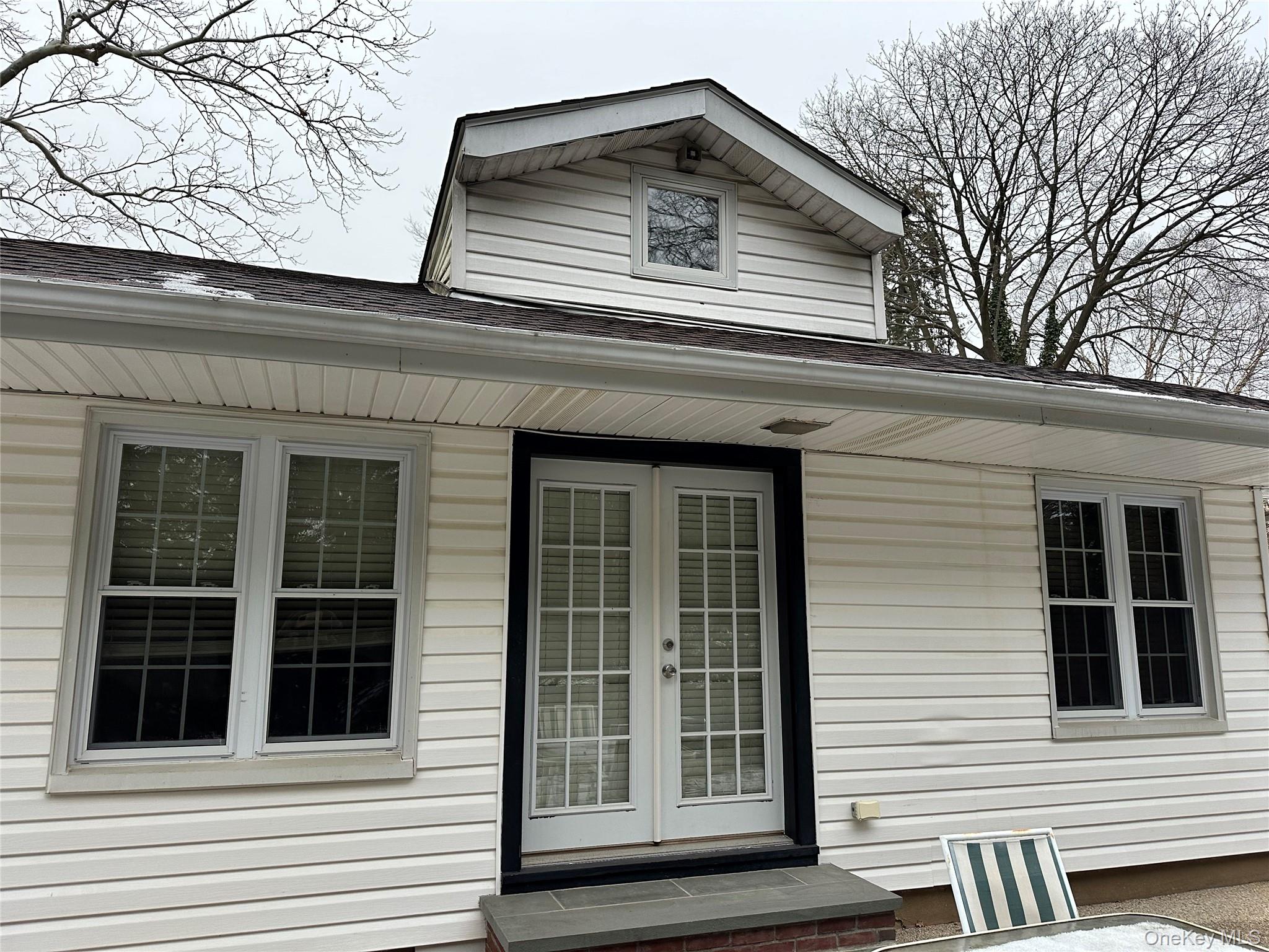 67 Clinch Avenue, Garden City, NY 11530