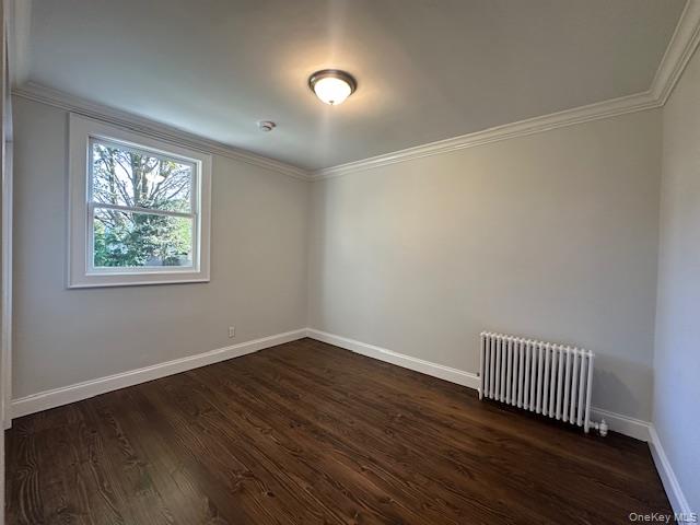 12 Grafton Street, Greenlawn, NY 11740