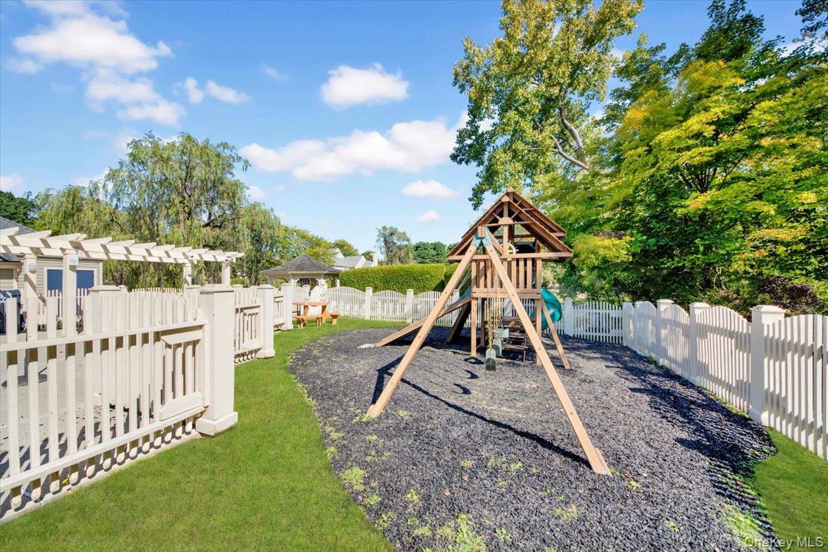 808 Chestnut, Carmel, NY 10512