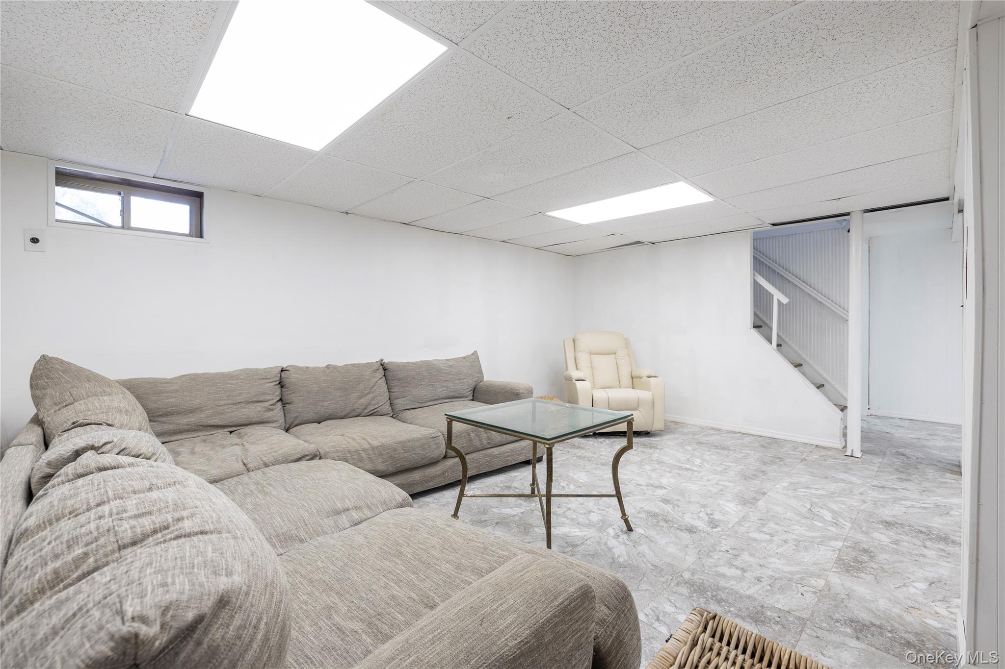 5 Evelyn Court, Massapequa, NY 11758