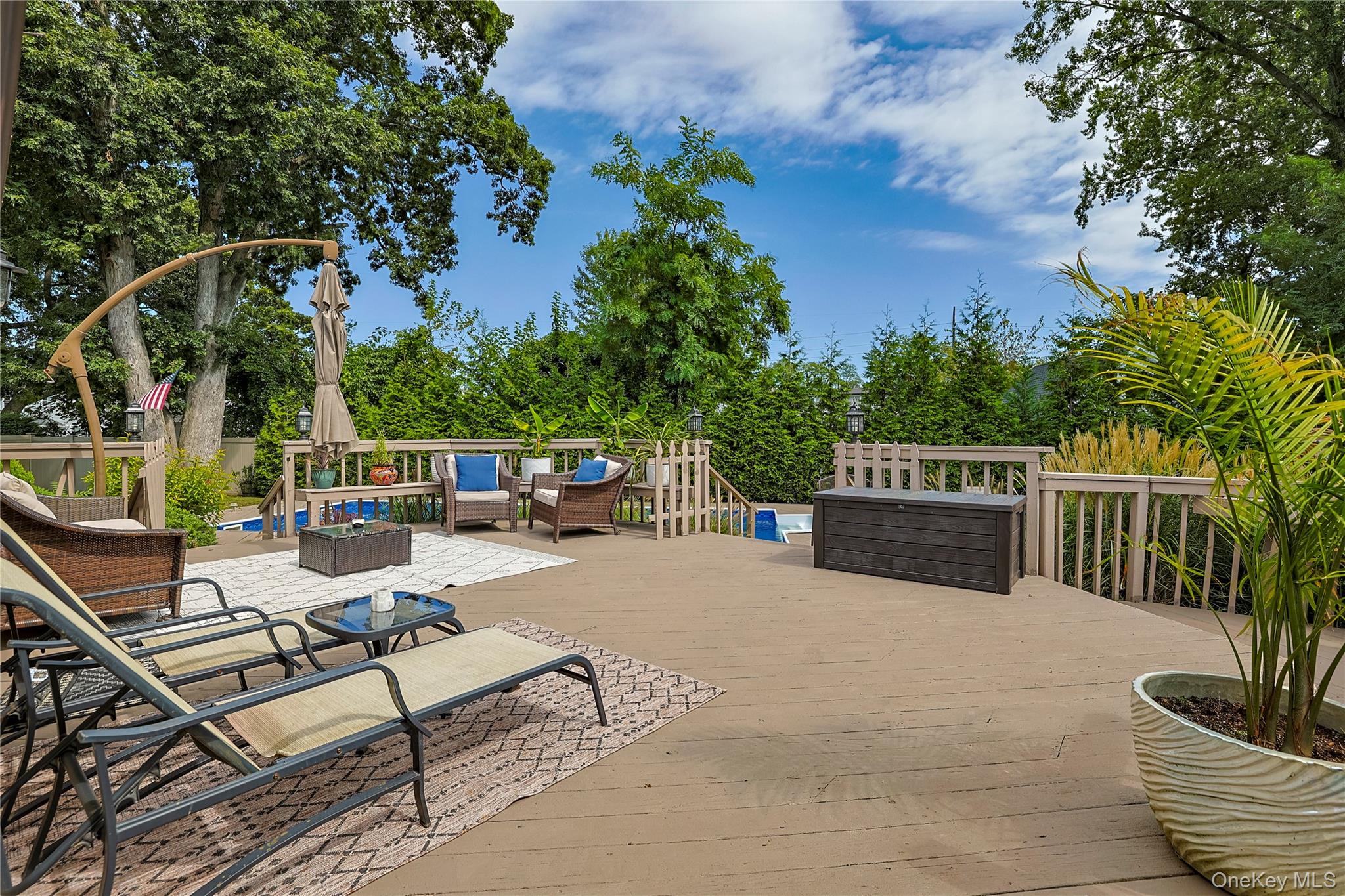 5 Evelyn Court, Massapequa, NY 11758