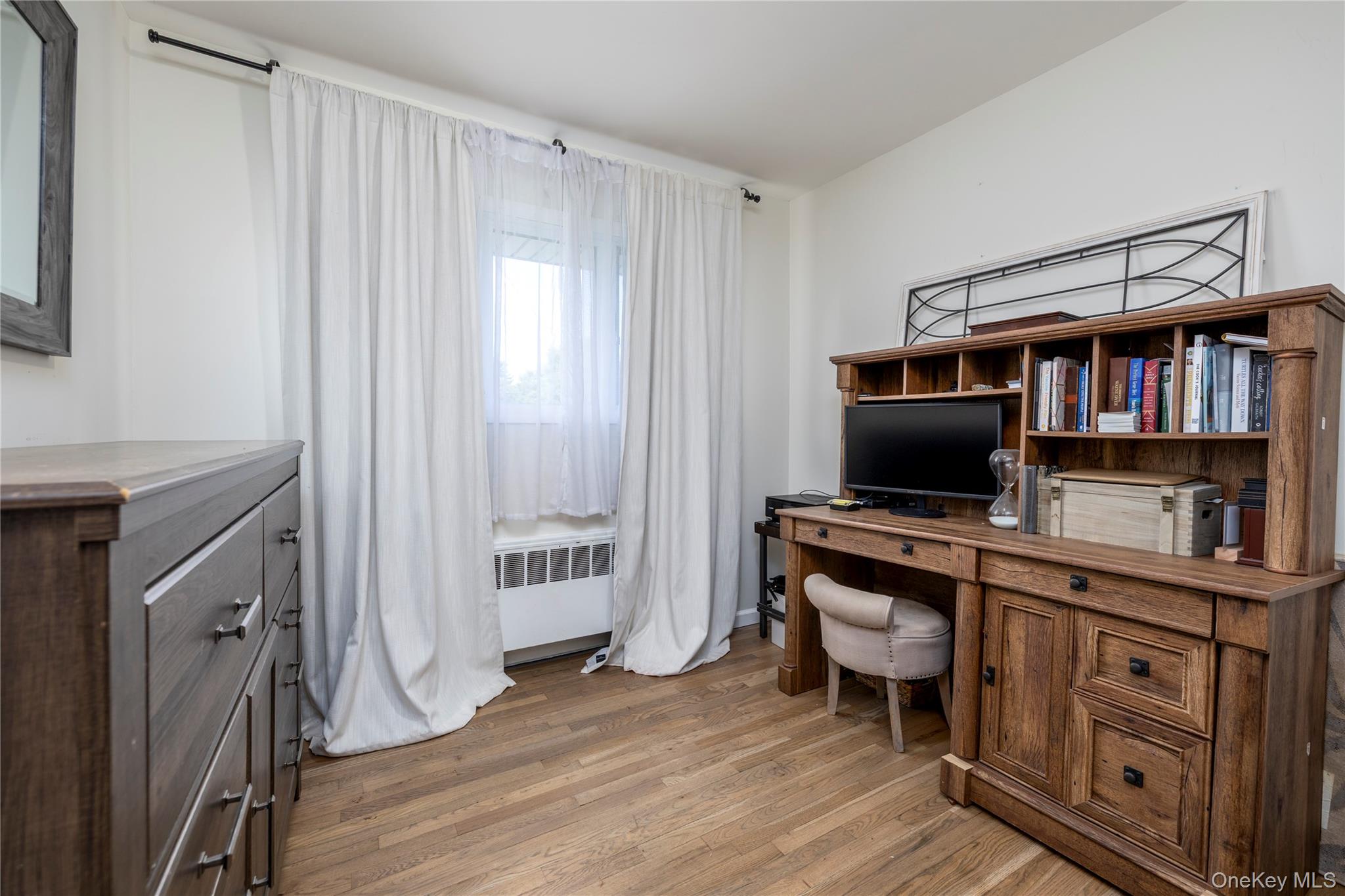 5 Evelyn Court, Massapequa, NY 11758