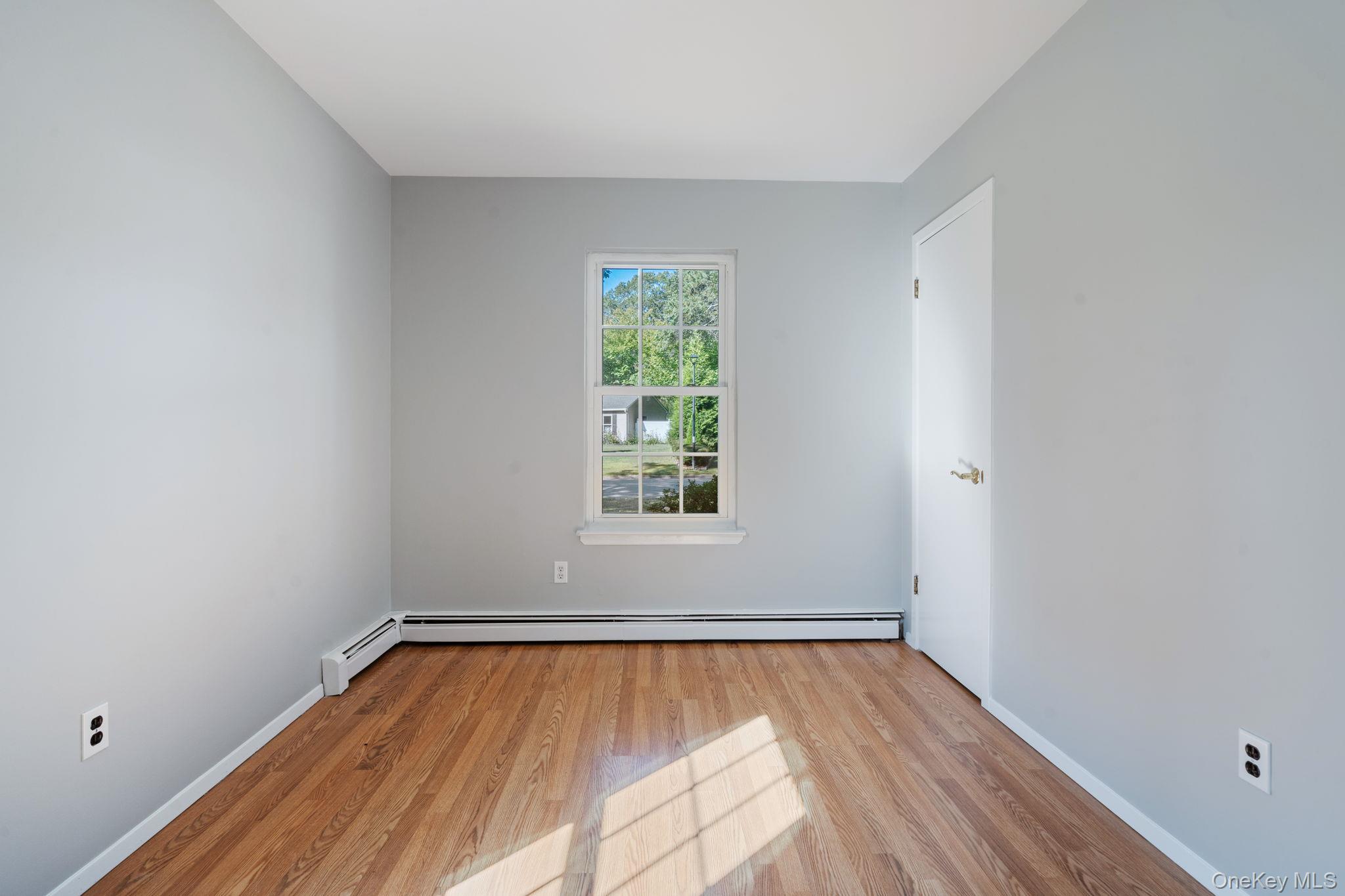 40 Scenic Hills Drive, Ridge, NY 11961