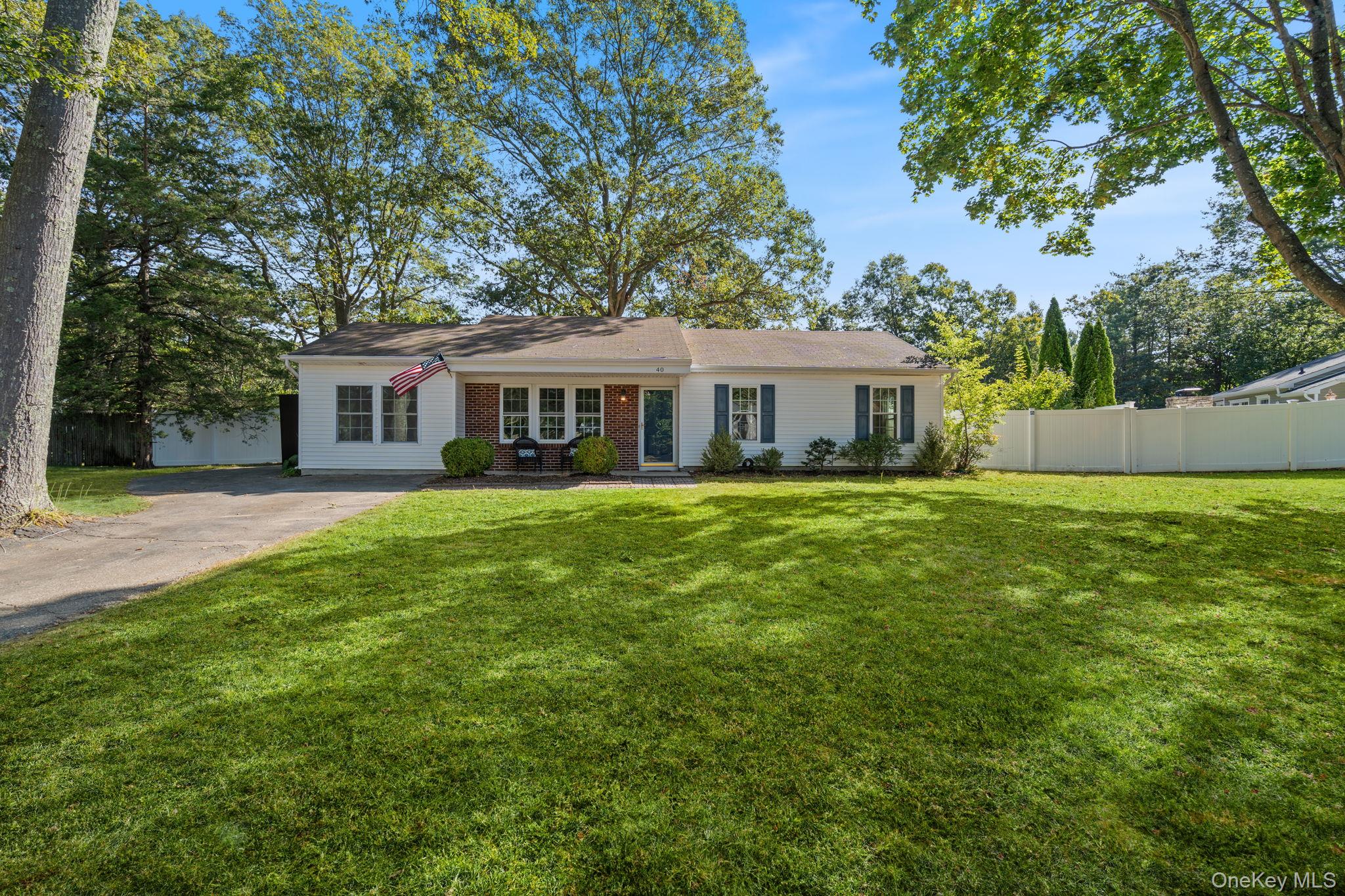 40 Scenic Hills Drive, Ridge, NY 11961